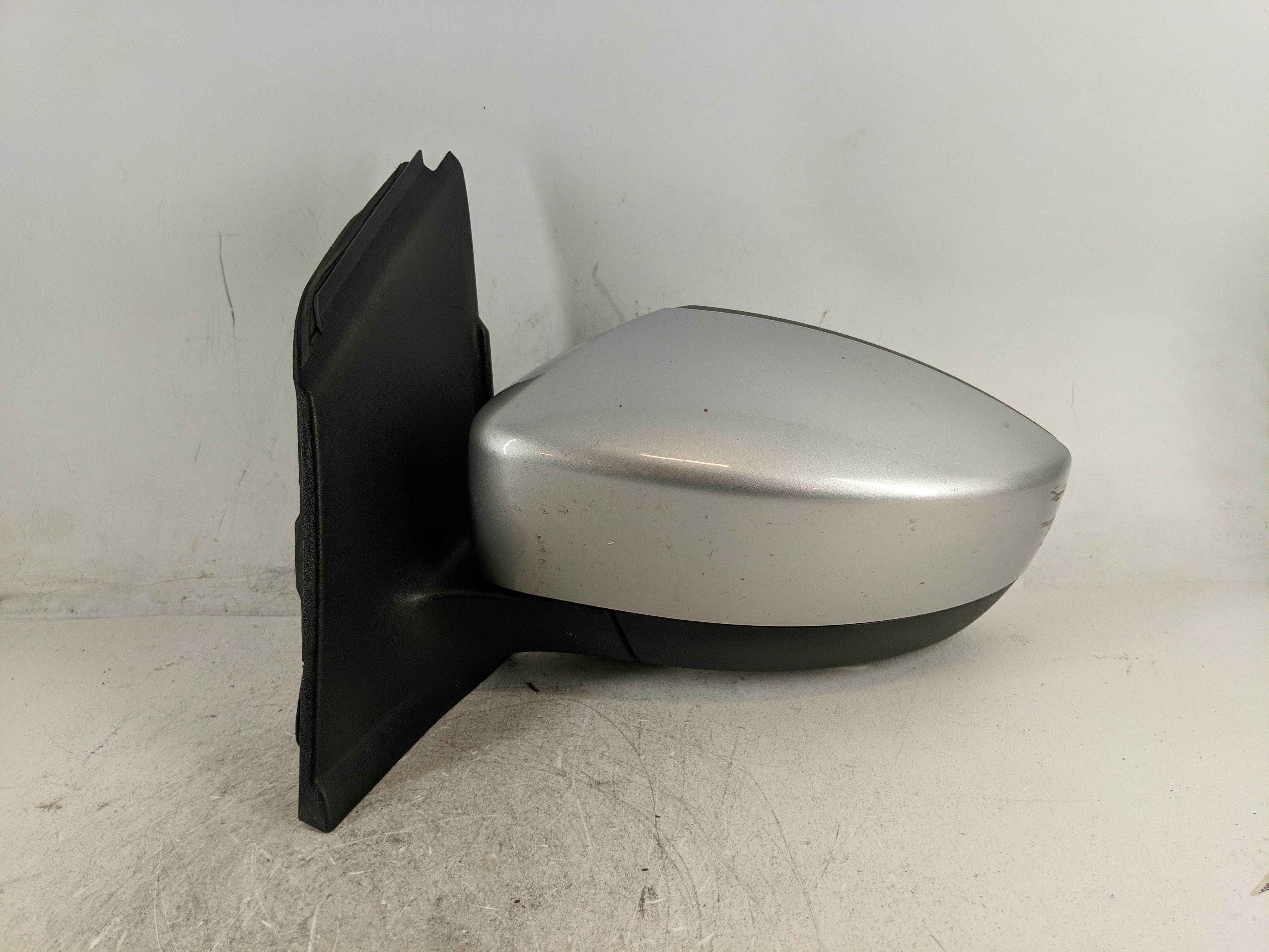 2017-2019 Ford Escape Driver Left Side View Power Door Mirror Silver 1210009 - Oemusedautoparts1.com