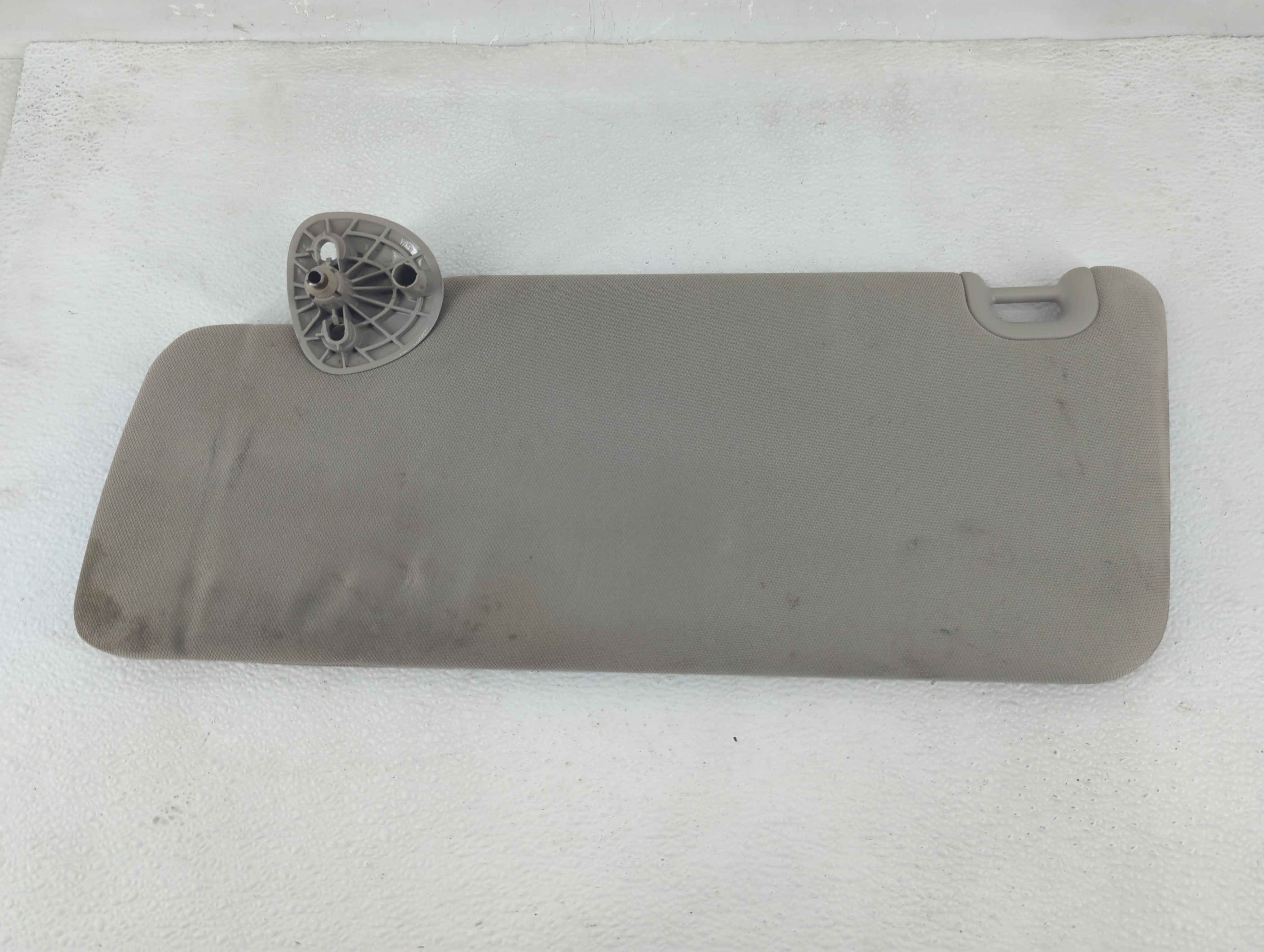 Dodge Ram 1500 Driver Sun Visor Mirror Left Sunvisor Grey 1210022 - Oemusedautoparts1.com