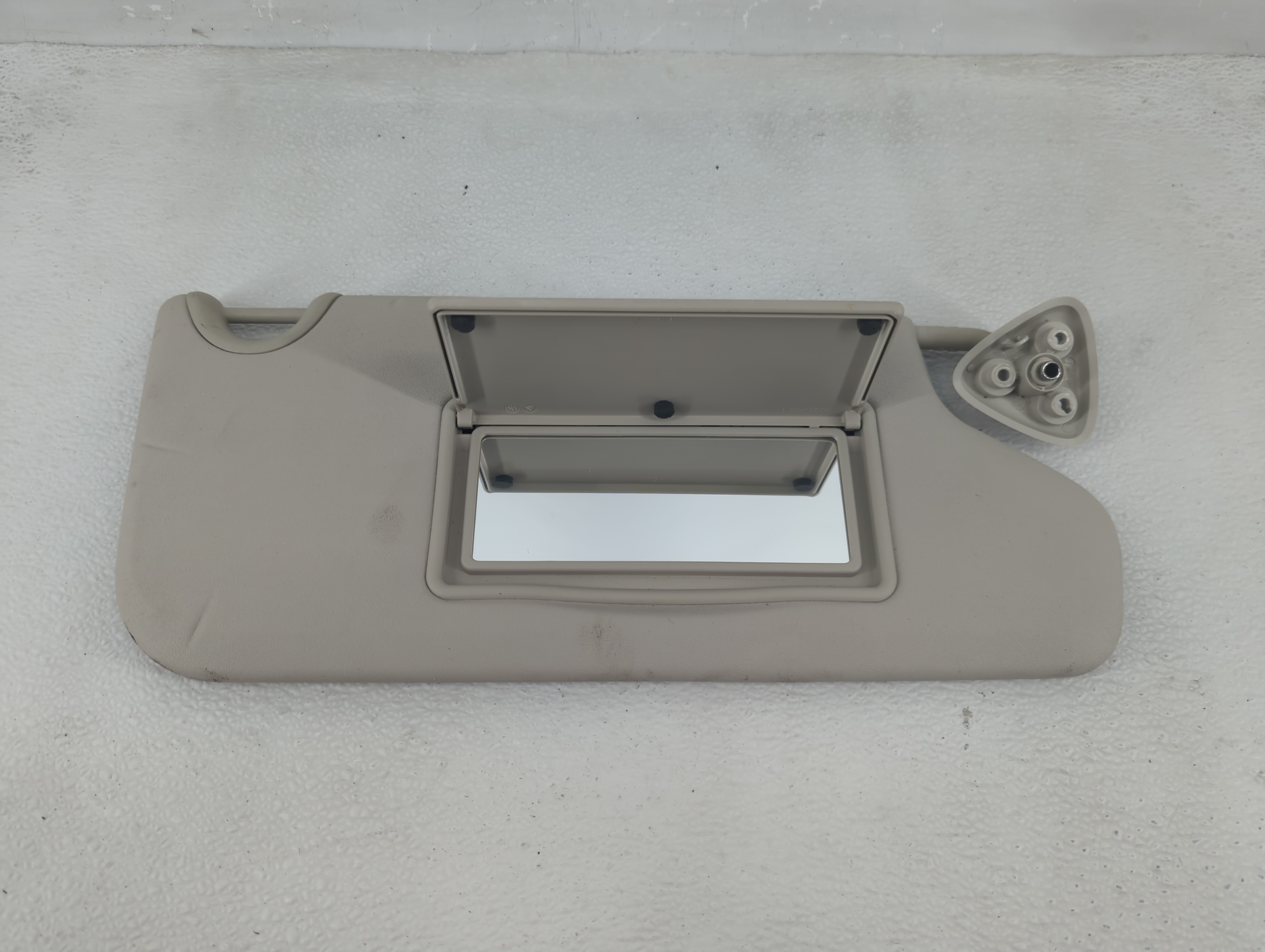 2015 Dodge Journey Passenger Sun Visor Mirror Right Sunvisor Light Beige 1210031 - Oemusedautoparts1.com