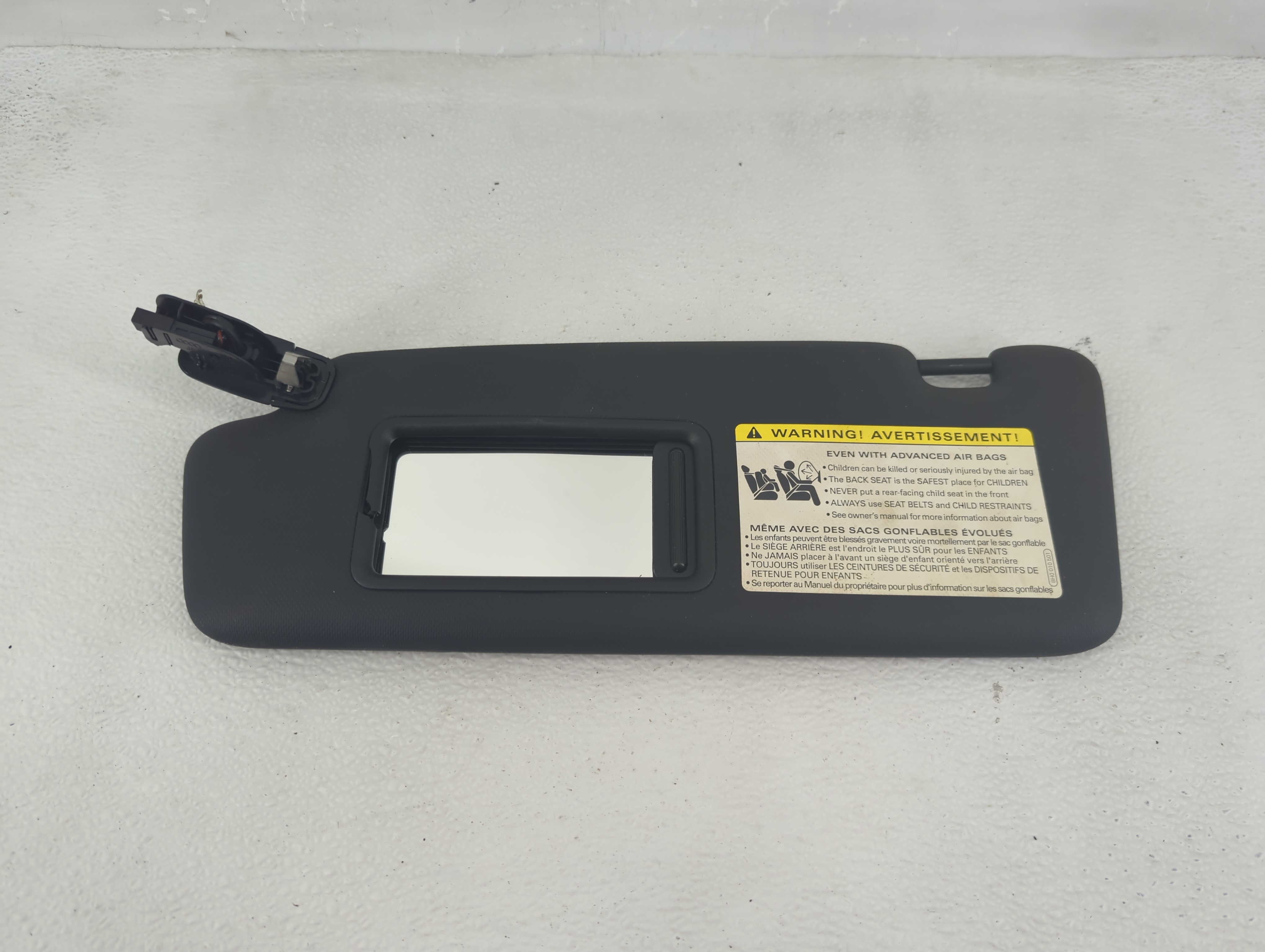 2013-2016 Audi A4 Driver Sun Visor Mirror Left Sunvisor Black 1210047 - Oemusedautoparts1.com