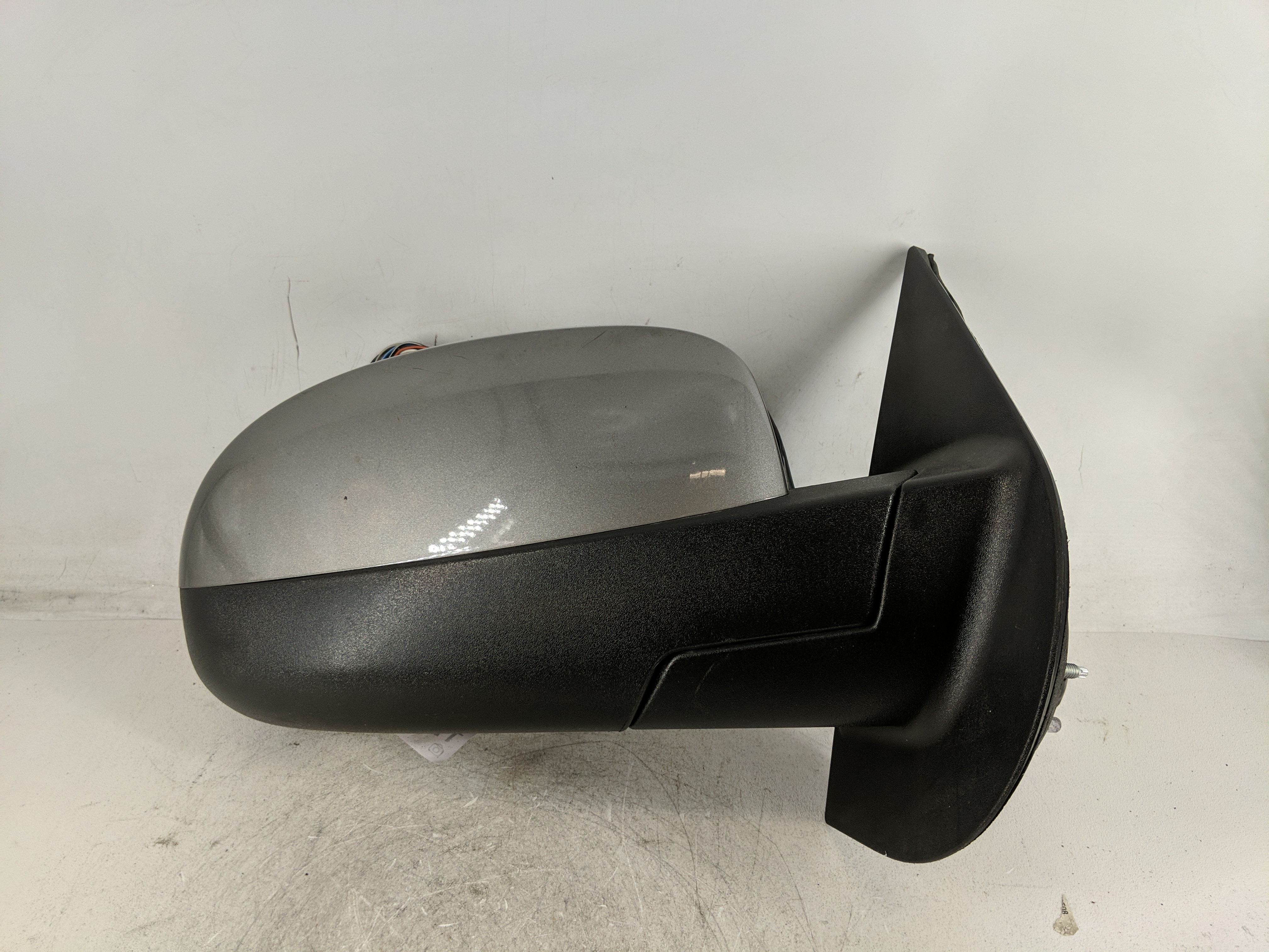 2025 Chevrolet Trax Passenger Right Side View Power Door Mirror Gray 1210088 - Oemusedautoparts1.com
