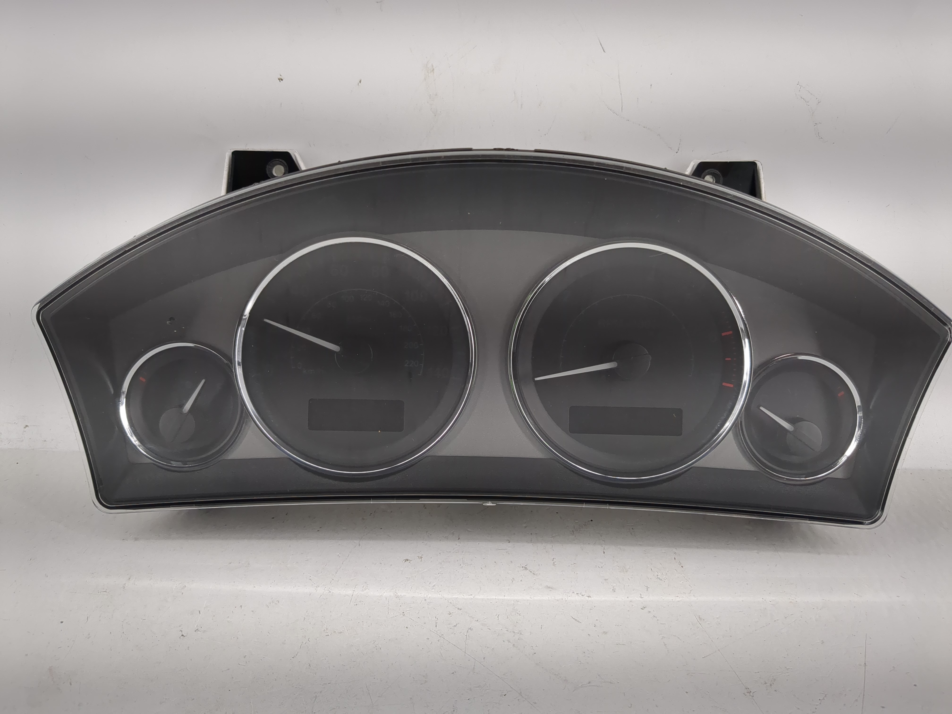 2009-2010 Jeep Grand Cherokee Speedometer Instrument Cluster Gauges 1210167 - Oemusedautoparts1.com