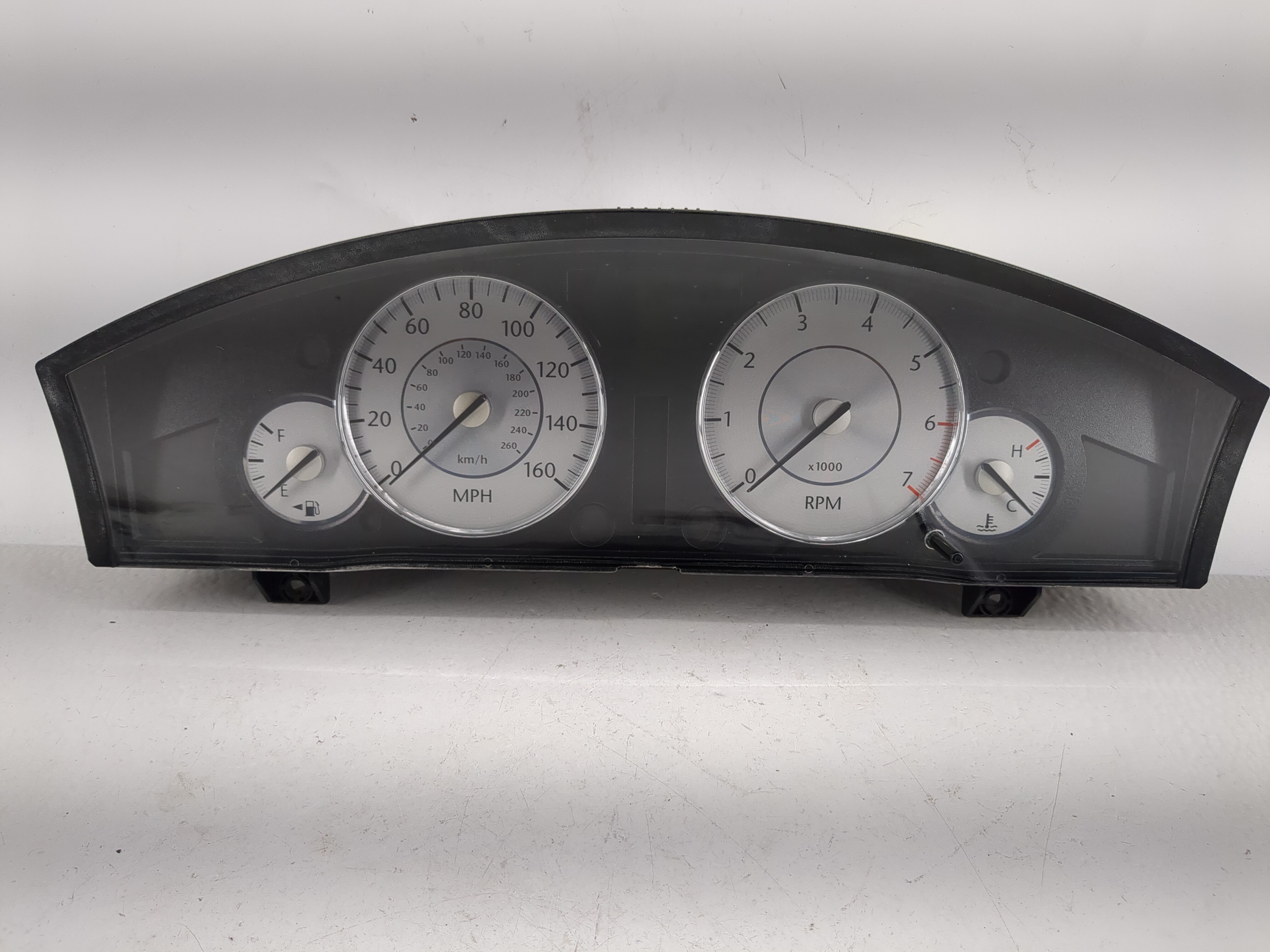2009-2009 Chrysler 300 Speedometer Instrument Cluster Gauges 05172882af 1210168 - Oemusedautoparts1.com