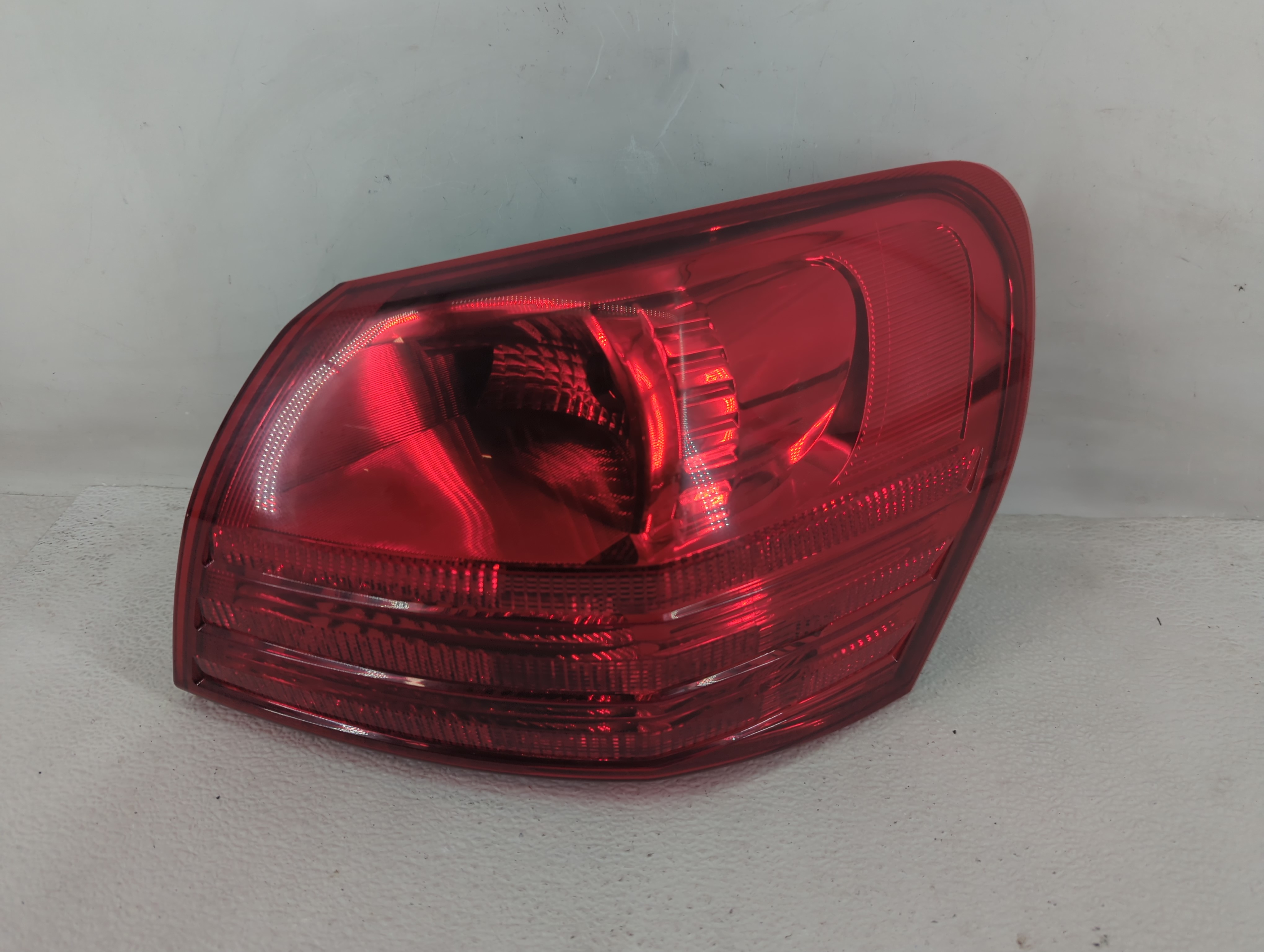 2008-2015 Nissan Rogue Passenger Right Side Tail Light Taillight Oem 1210710 - Oemusedautoparts1.com