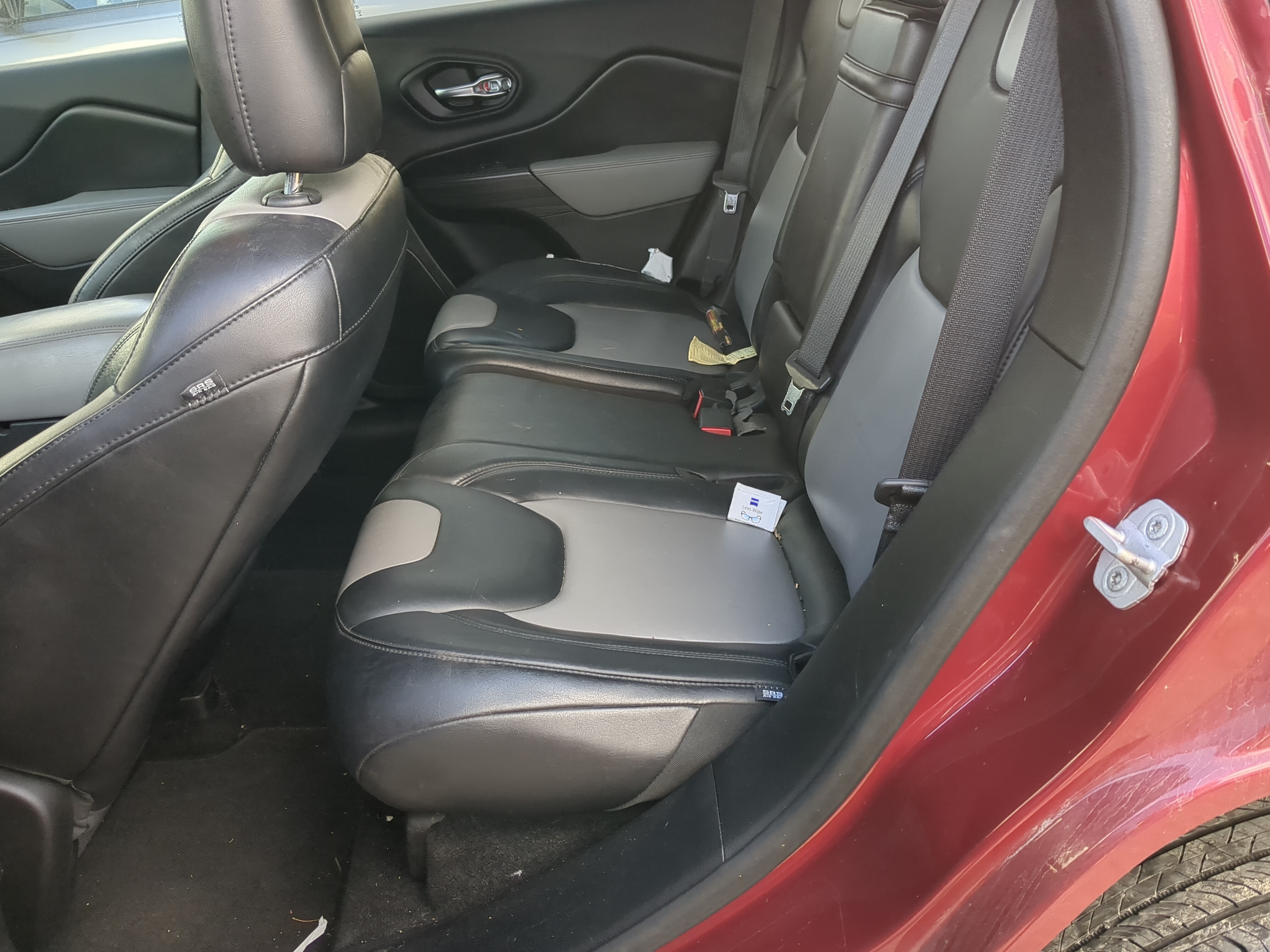 2014 Jeep Cherokee Rear Seat Oem 1210712 - Oemusedautoparts1.com