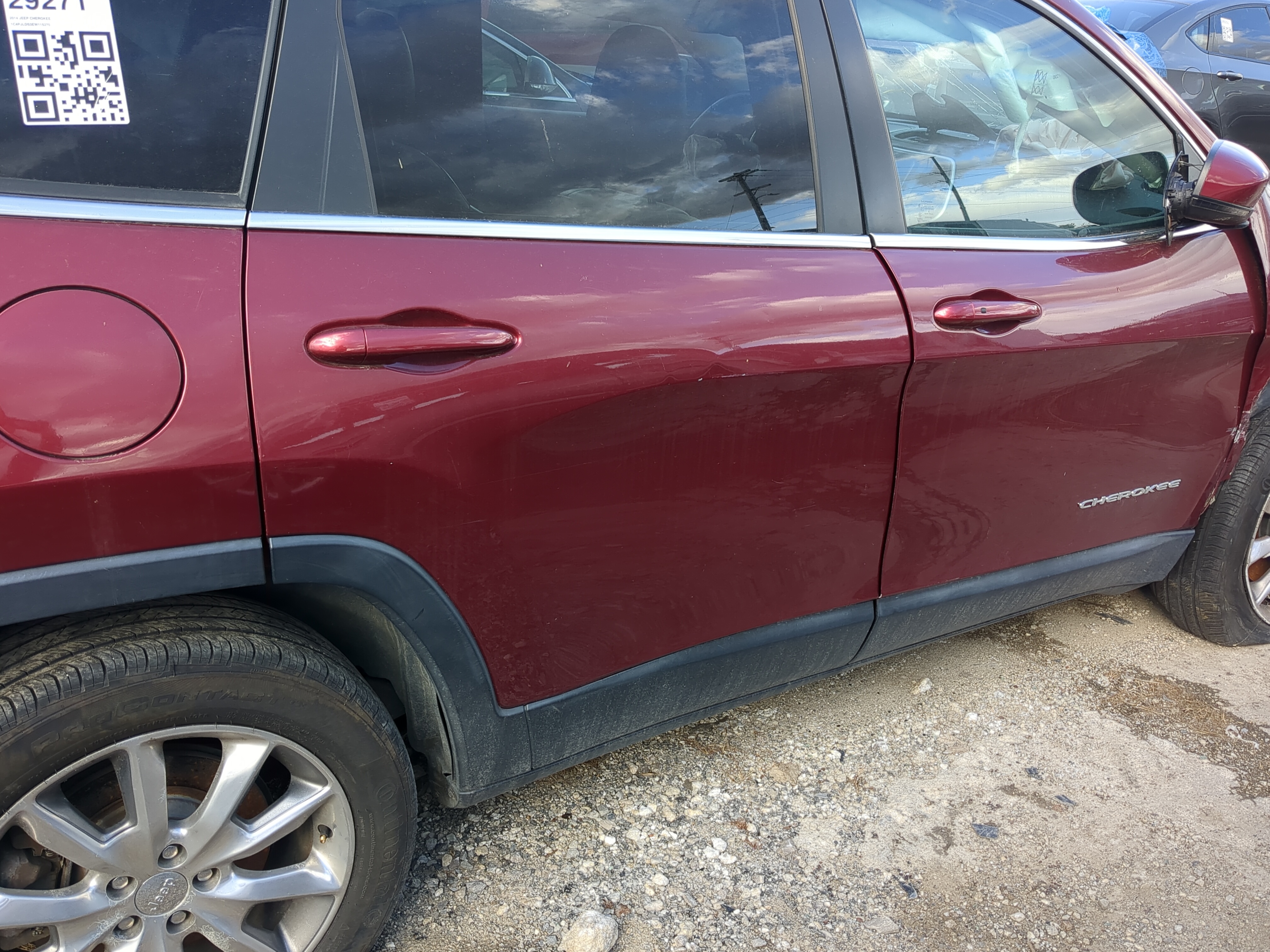 2014-2022 Jeep Cherokee Passenger Rear Door Oem 1210728 - Oemusedautoparts1.com