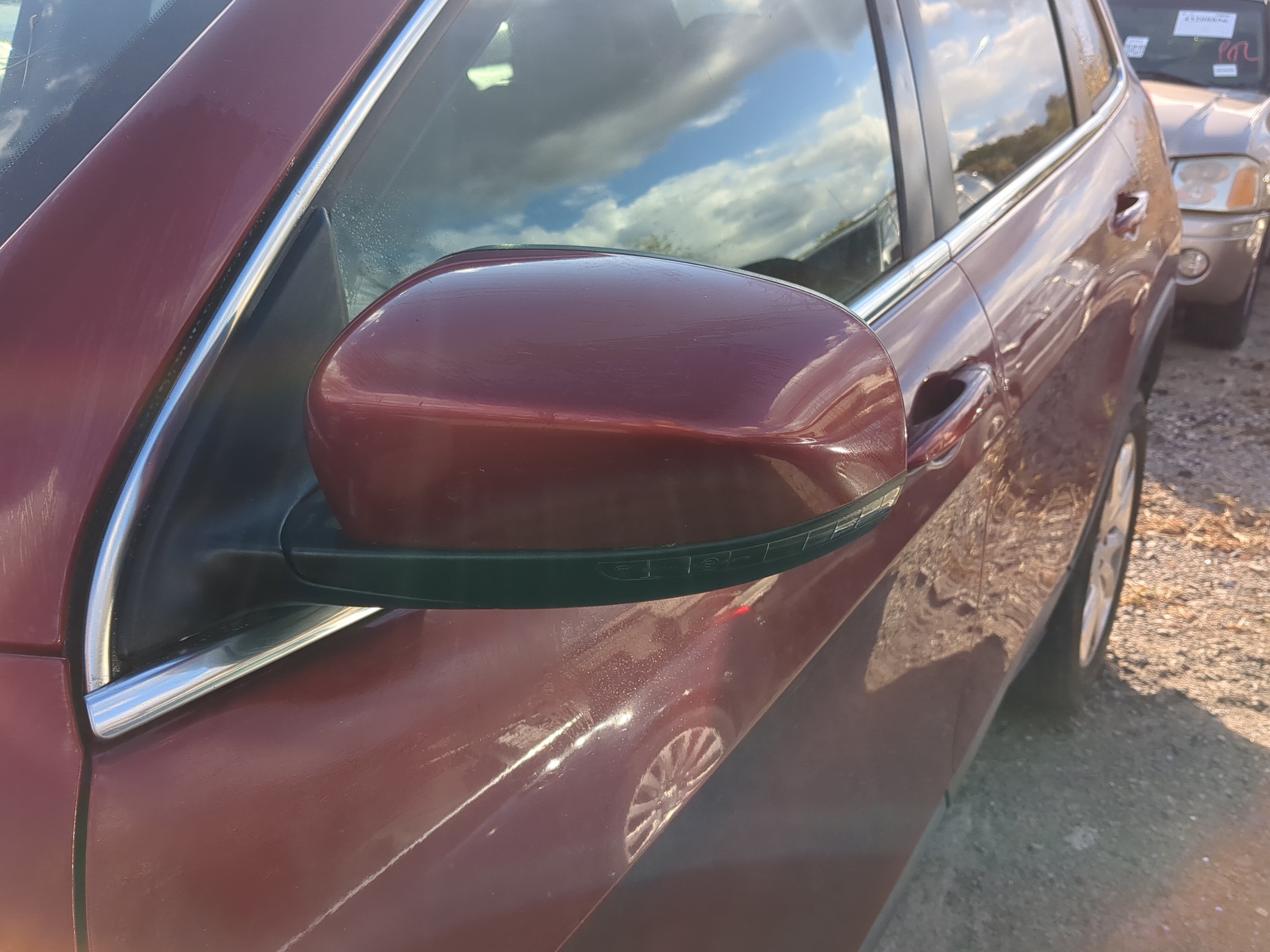 2014-2021 Jeep Cherokee Driver Left Side View Power Door Mirror 1210824 - Oemusedautoparts1.com