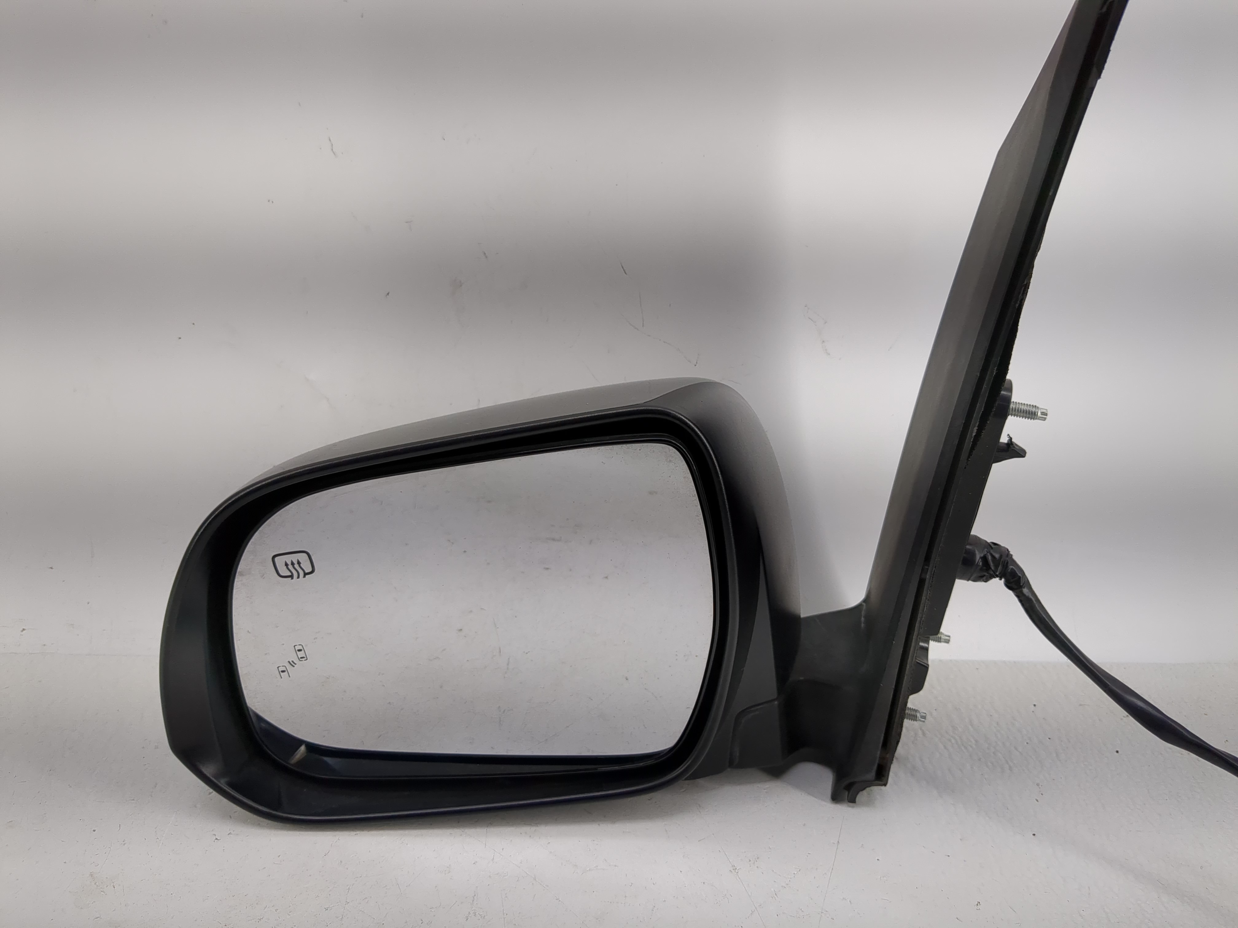 2018-2020 Toyota Sienna Driver Left Side View Power Door Mirror Grey 1210871 - Oemusedautoparts1.com