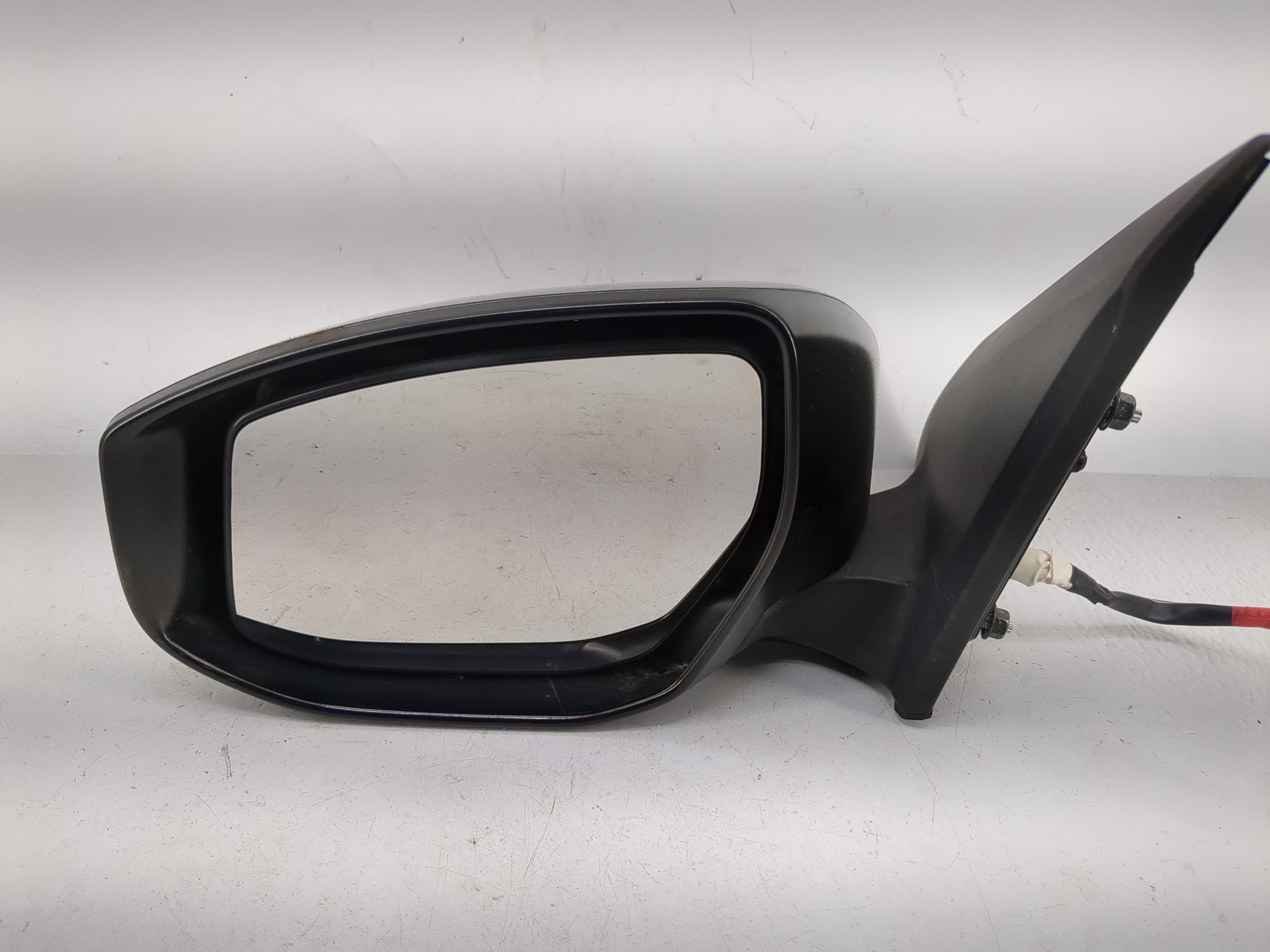 2016-2019 Nissan Sentra Driver Left Side View Power Door Mirror Gray 1210878 - Oemusedautoparts1.com