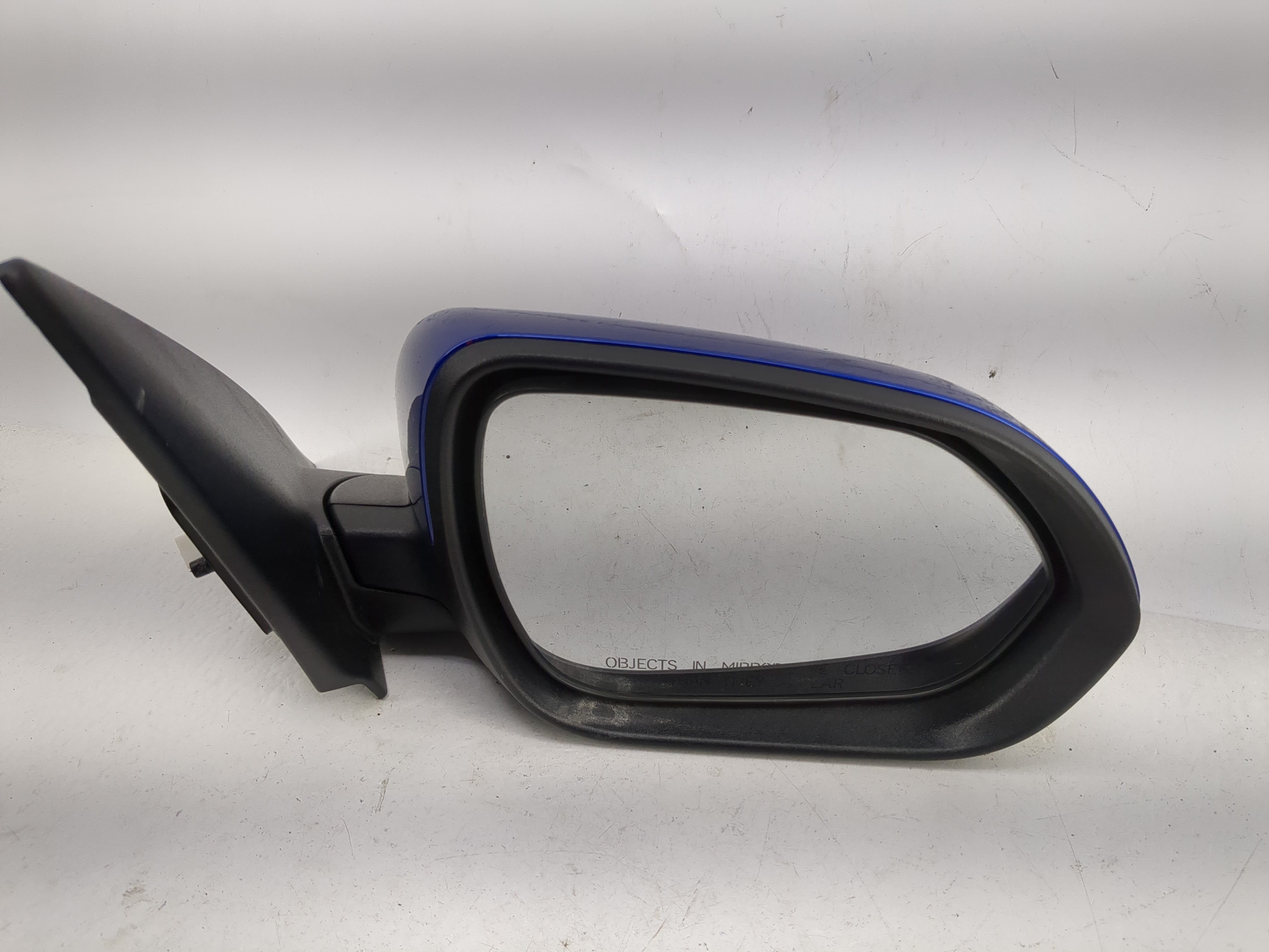 2021-2022 Kia Seltos Passenger Right Side View Power Door Mirror Blue 1210882 - Oemusedautoparts1.com