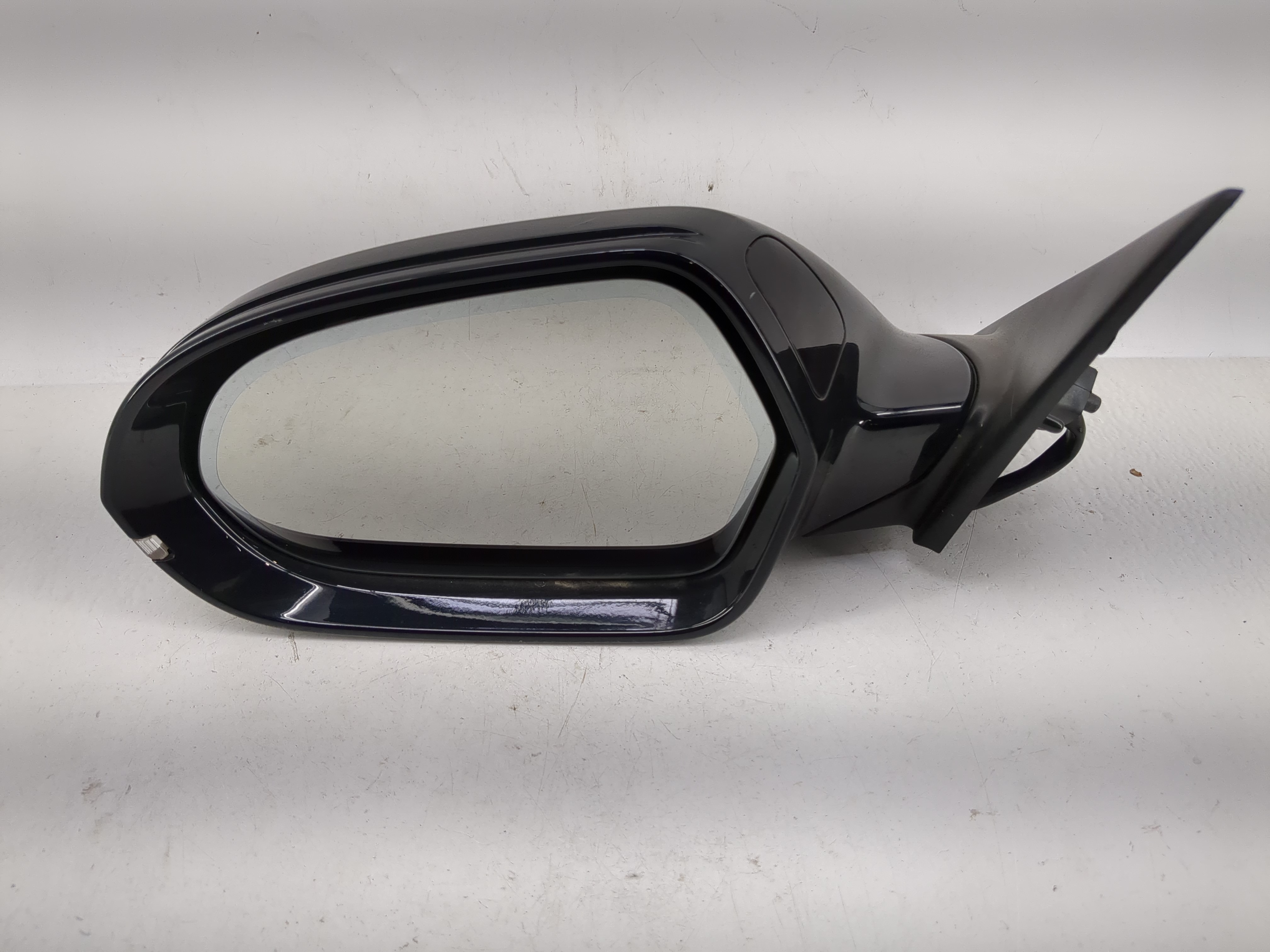 2014-2018 Audi A6 Driver Left Side View Power Door Mirror Black 1210888 - Oemusedautoparts1.com