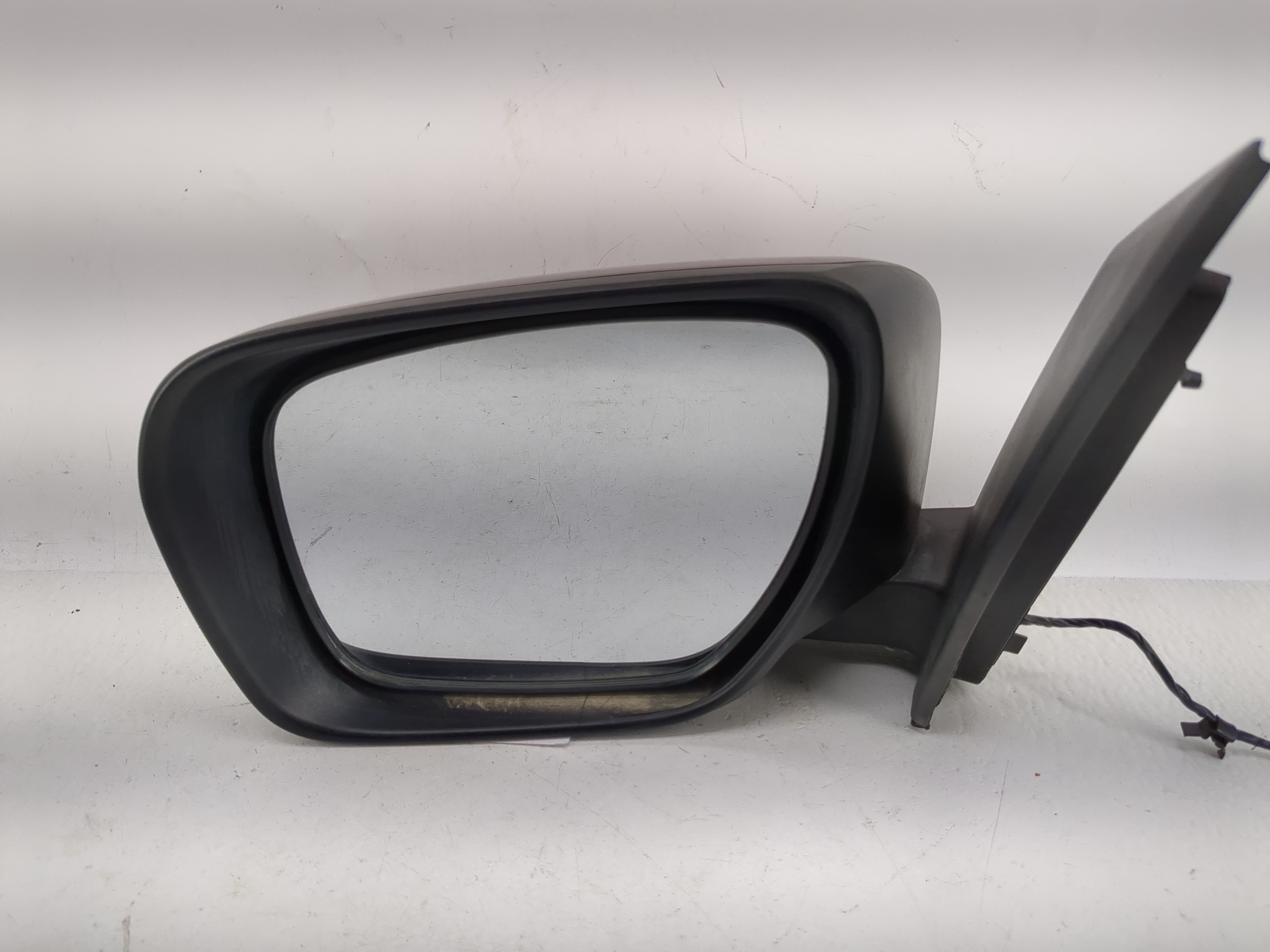 2007-2009 Mazda Cx-7 Driver Left Side View Power Door Mirror Red 1210889 - Oemusedautoparts1.com