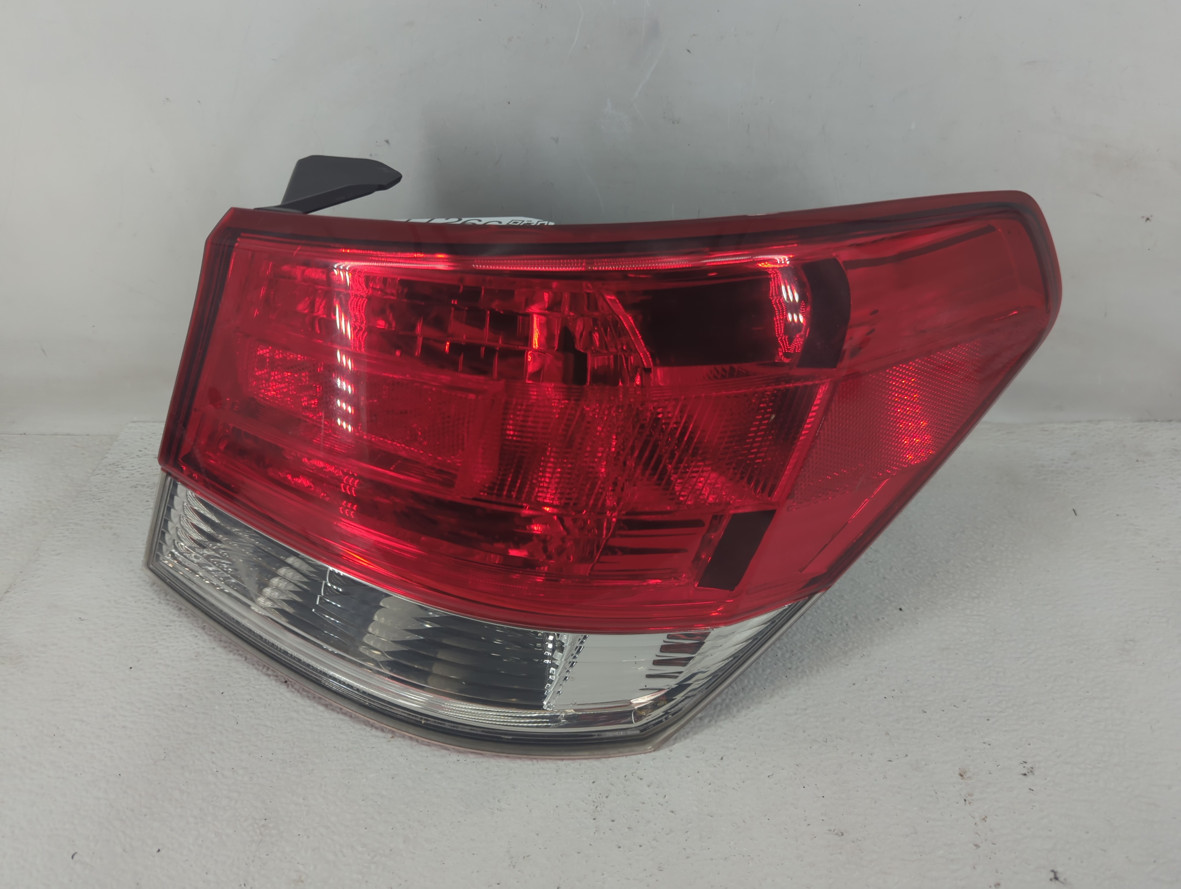 2010-2014 Subaru Legacy Passenger Right Side Tail Light Taillight Oem 1211266 - Oemusedautoparts1.com