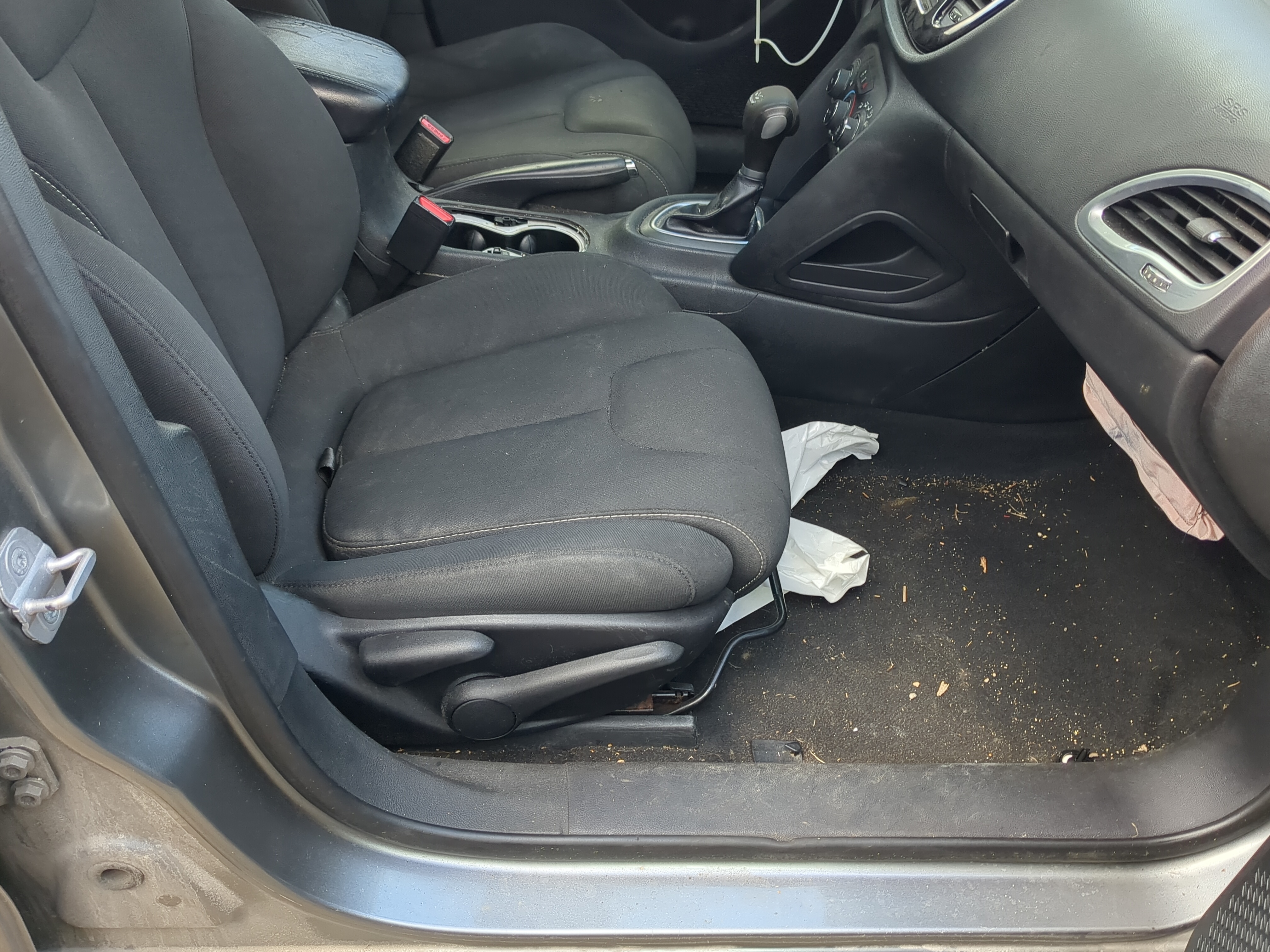 2013-2016 Dodge Dart Passenger Front Seat Oem 1211399 - Oemusedautoparts1.com