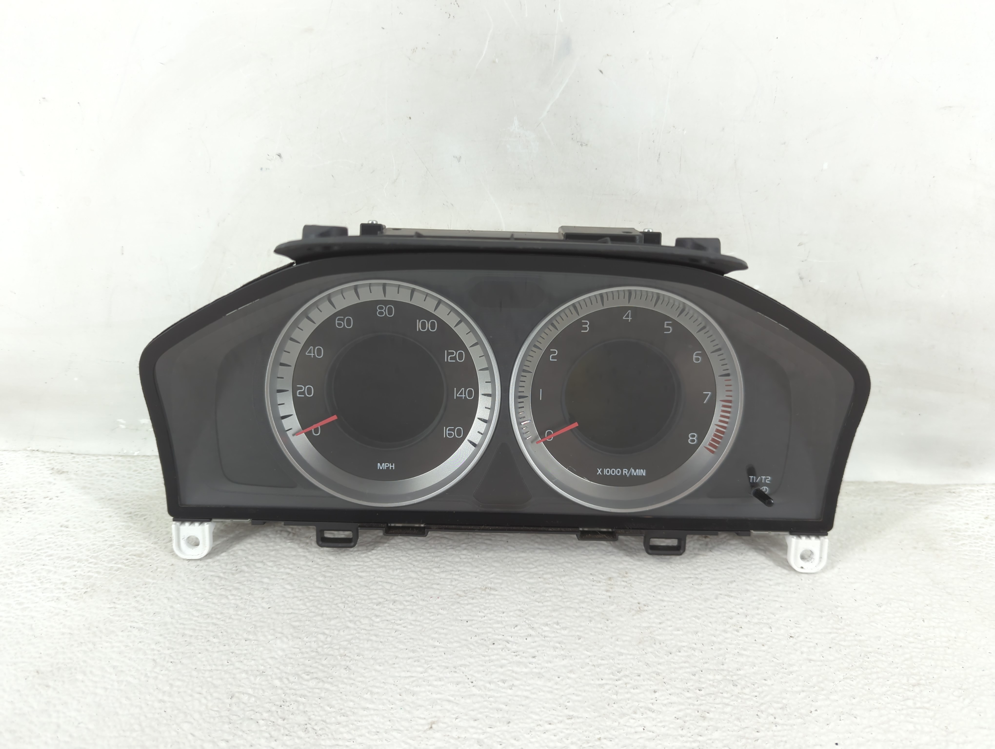 2013-2013 Volvo V60 Speedometer Instrument Cluster Gauges 31343326aa 1211453 - Oemusedautoparts1.com