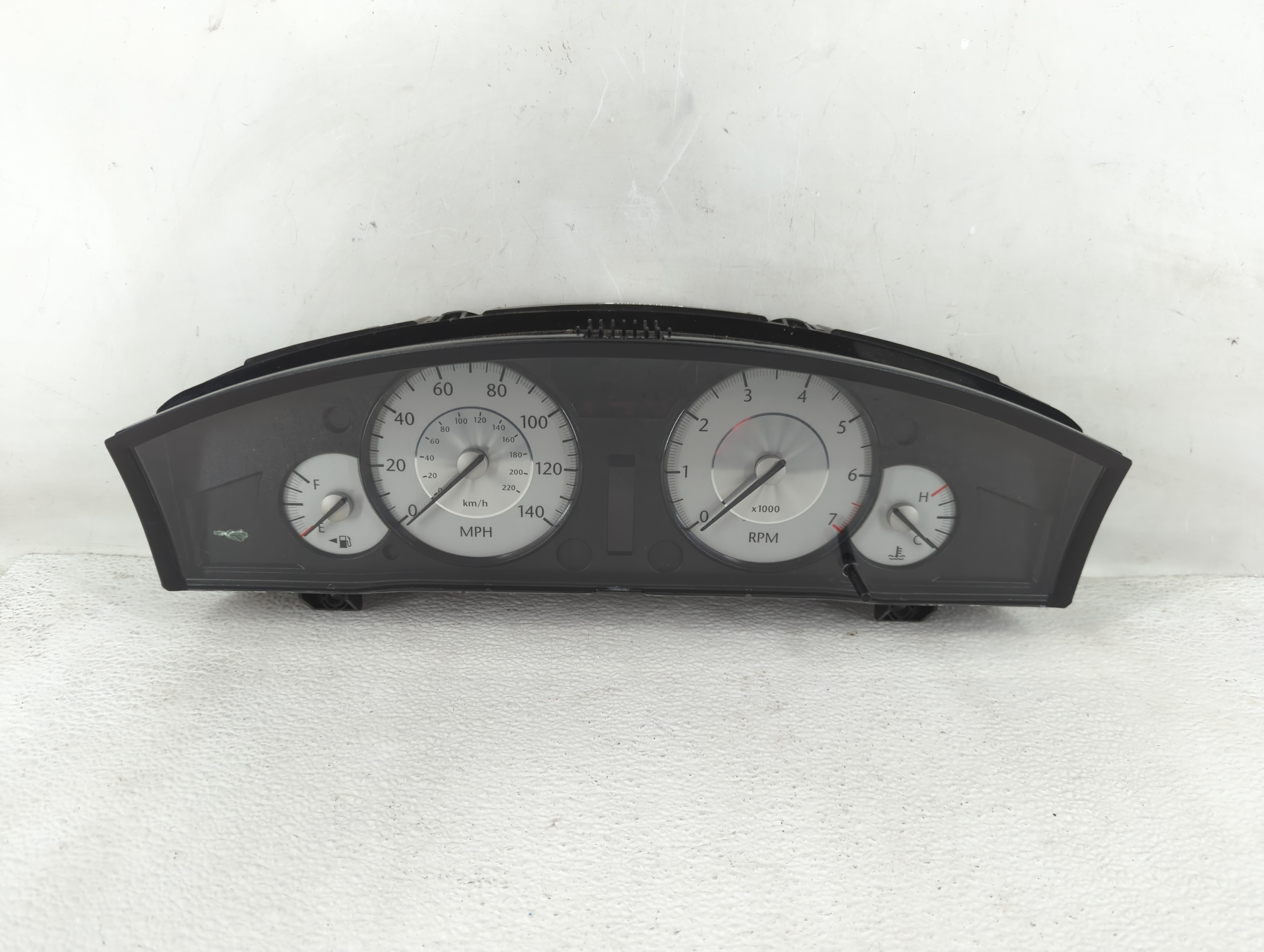 2008-2008 Chrysler 300 Speedometer Instrument Cluster Gauges A2c53306463 1211464 - Oemusedautoparts1.com