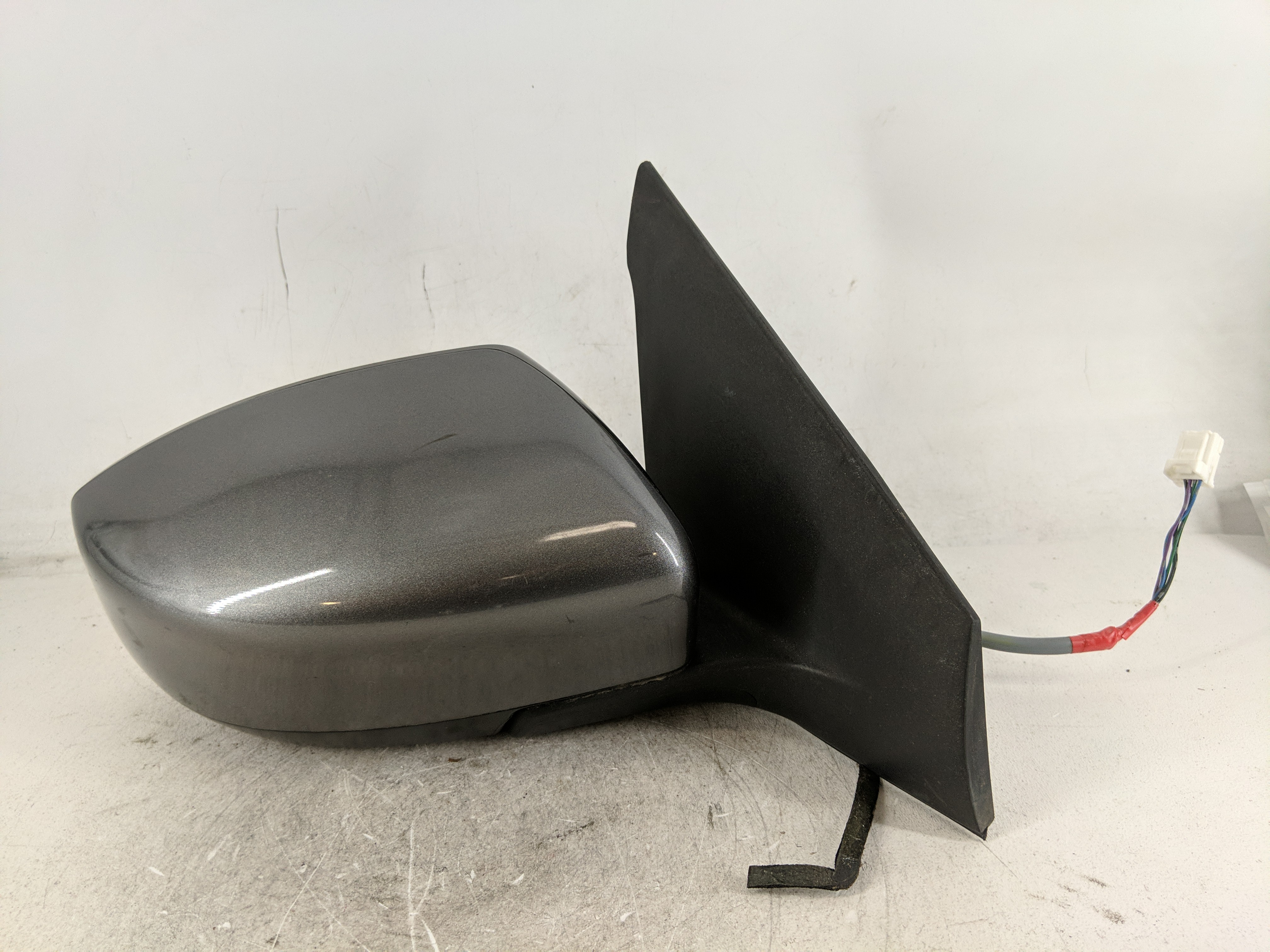 2016-2019 Nissan Sentra Passenger Right Side View Power Door Mirror Gray 1211476 - Oemusedautoparts1.com