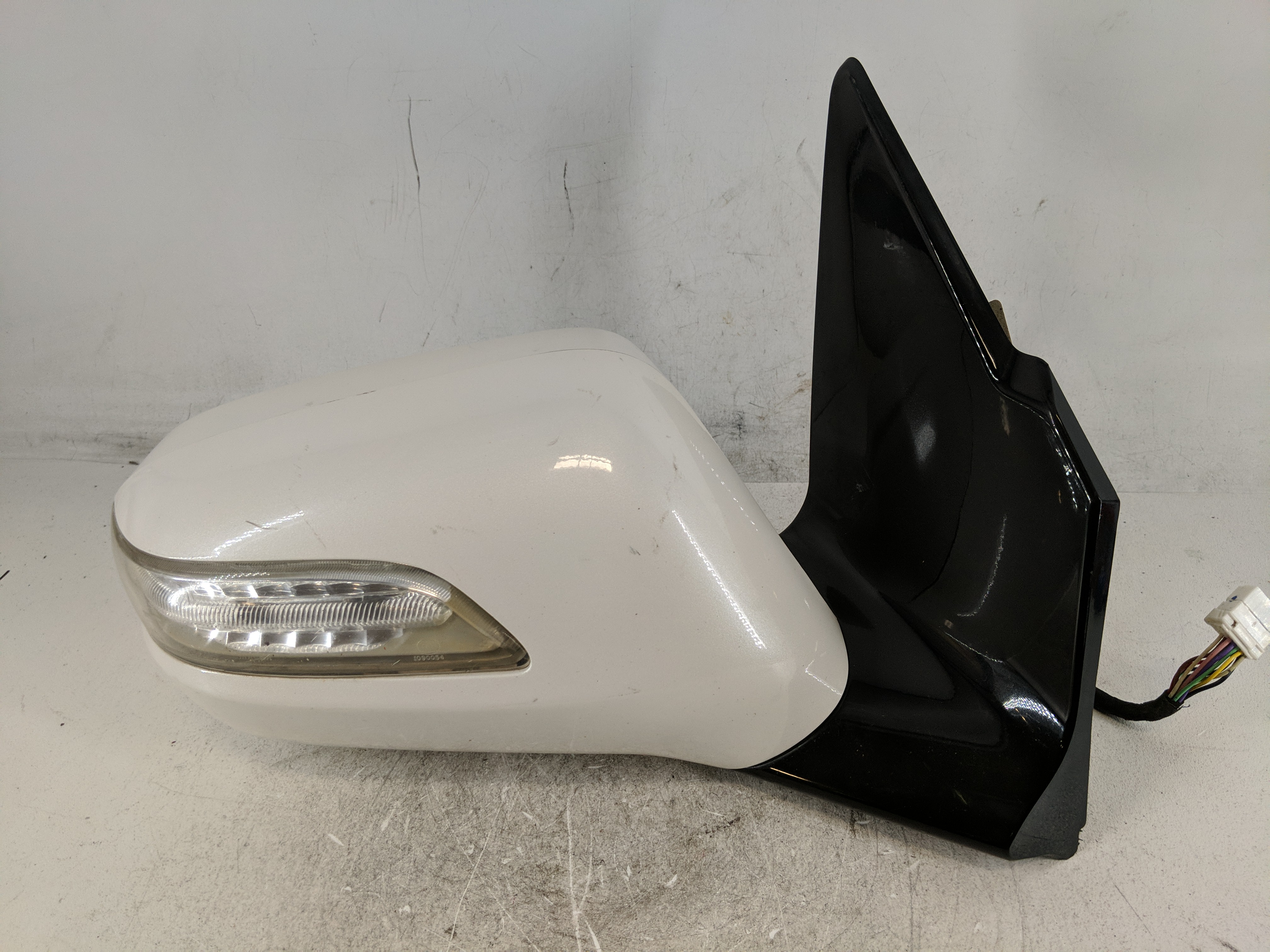 2010-2013 Acura Mdx Passenger Right Side View Power Door Mirror White 1211478 - Oemusedautoparts1.com