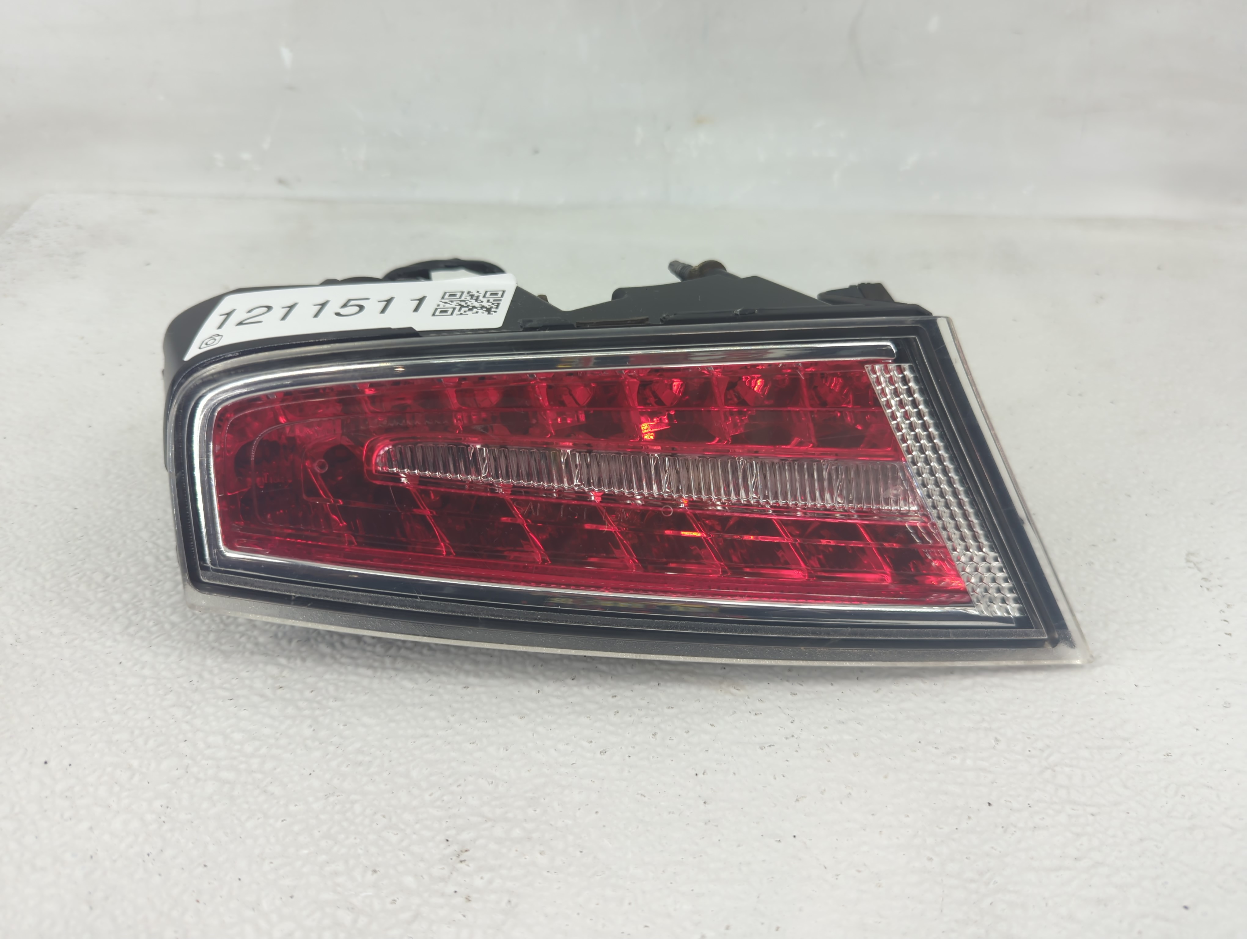 2013-2020 Lincoln Mkz Driver Left Side Tail Light Taillight Oem 1211511 - Oemusedautoparts1.com