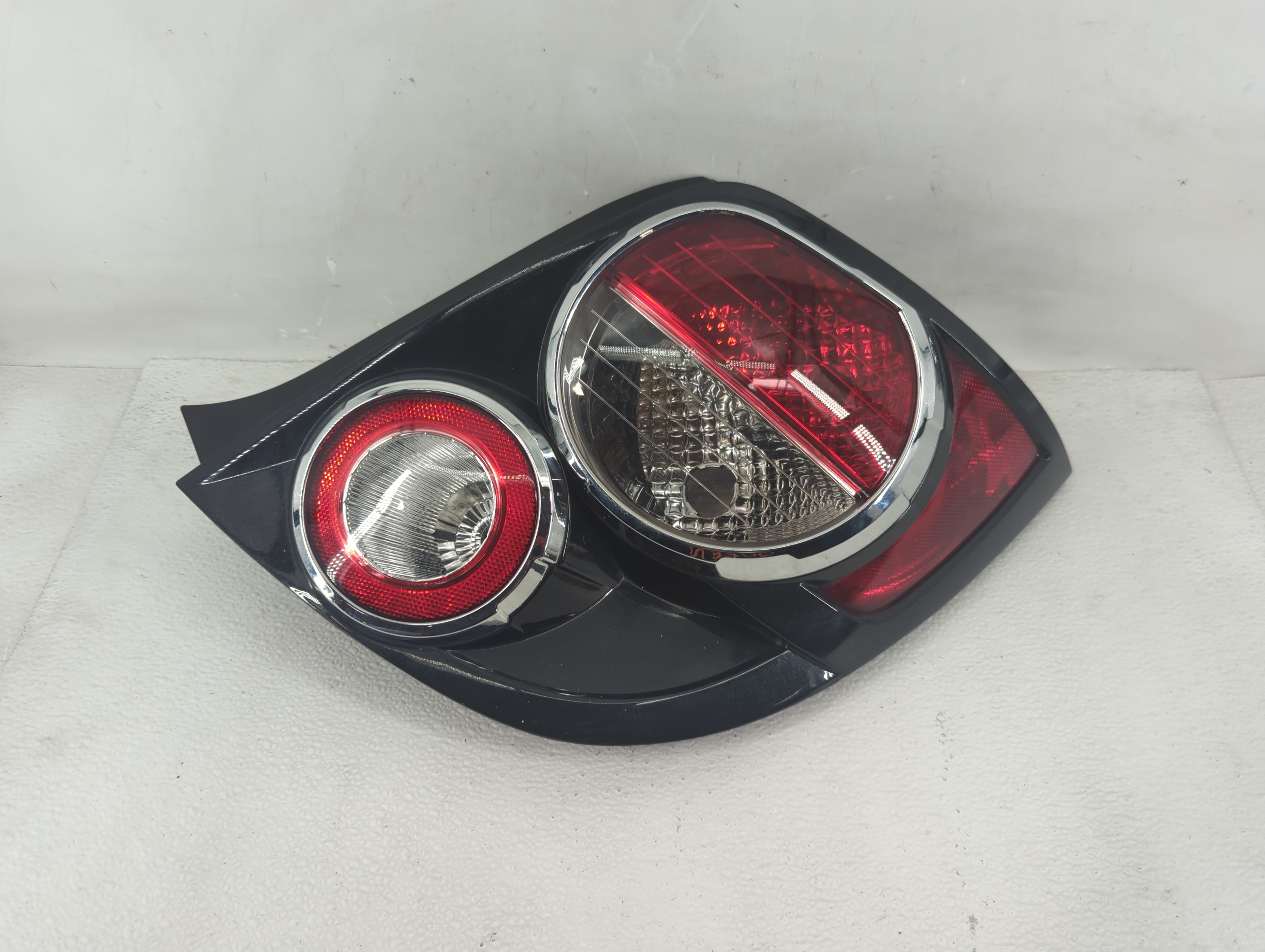 2012-2016 Chevrolet Sonic Passenger Right Side Tail Light Taillight Oem 1211526 - Oemusedautoparts1.com