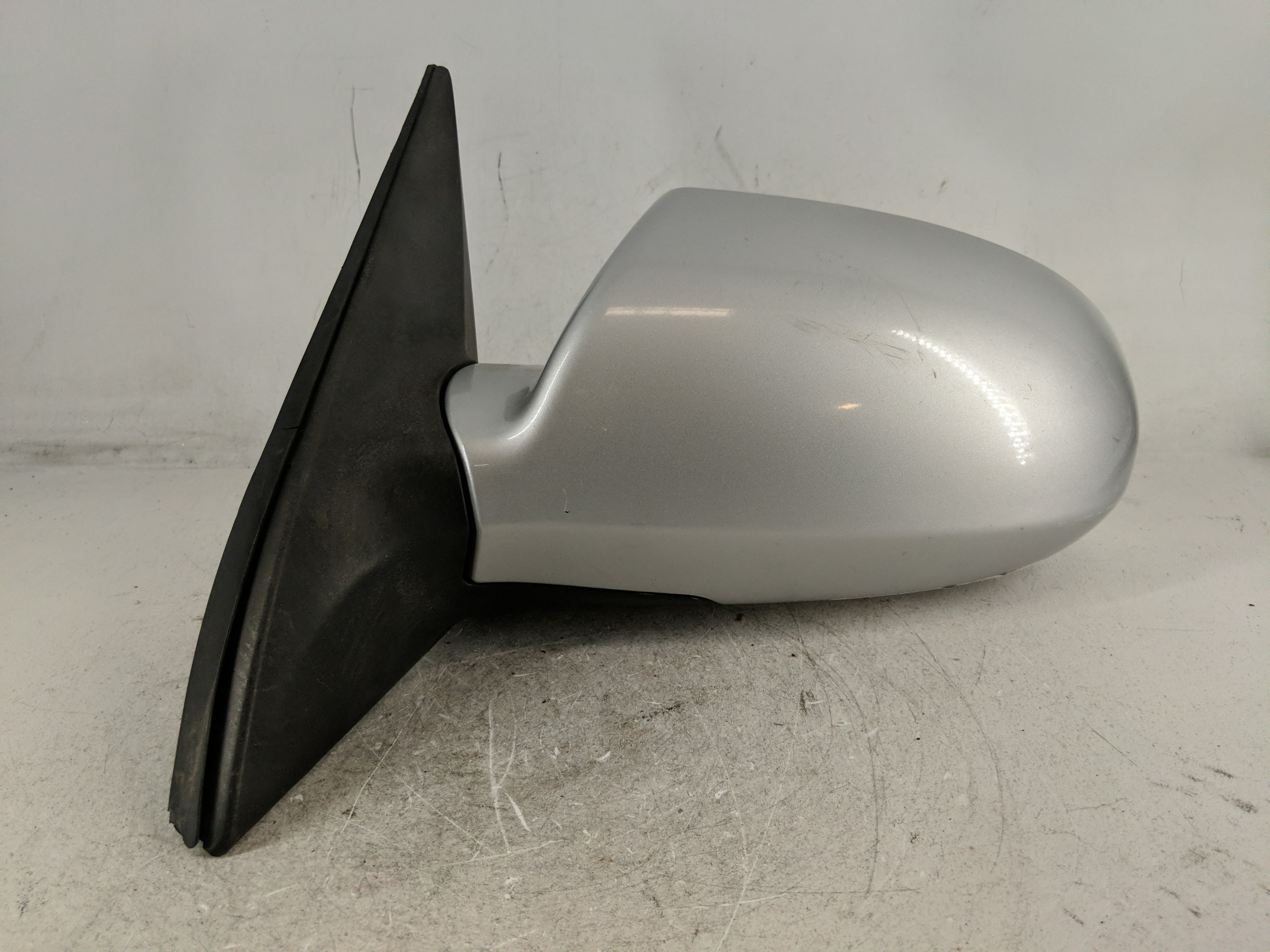 2007-2010 Hyundai Elantra Driver Left Side View Power Door Mirror Silver 1211639 - Oemusedautoparts1.com