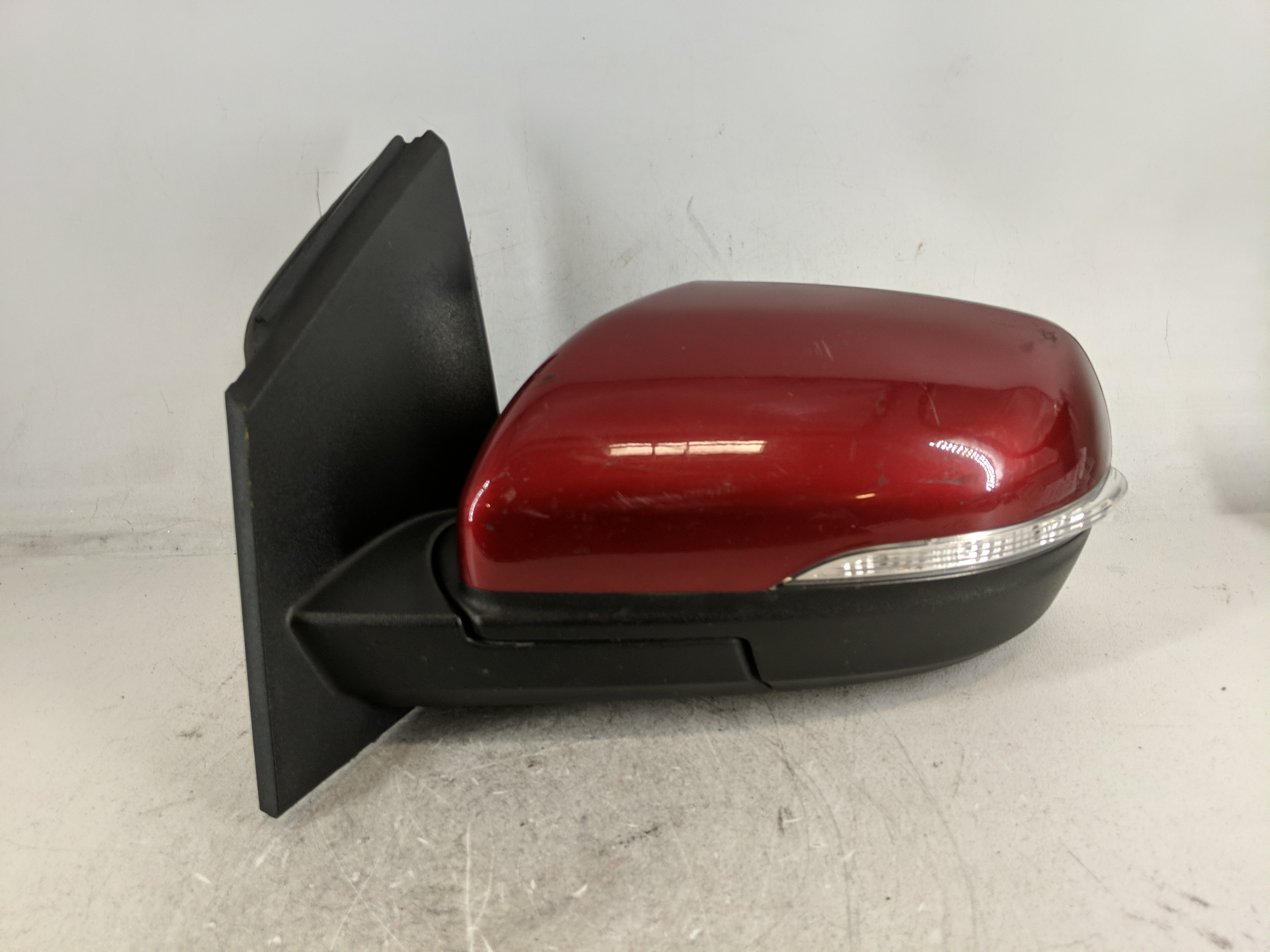 2015-2018 Ford Edge Driver Left Side View Power Door Mirror Red 1211640 - Oemusedautoparts1.com