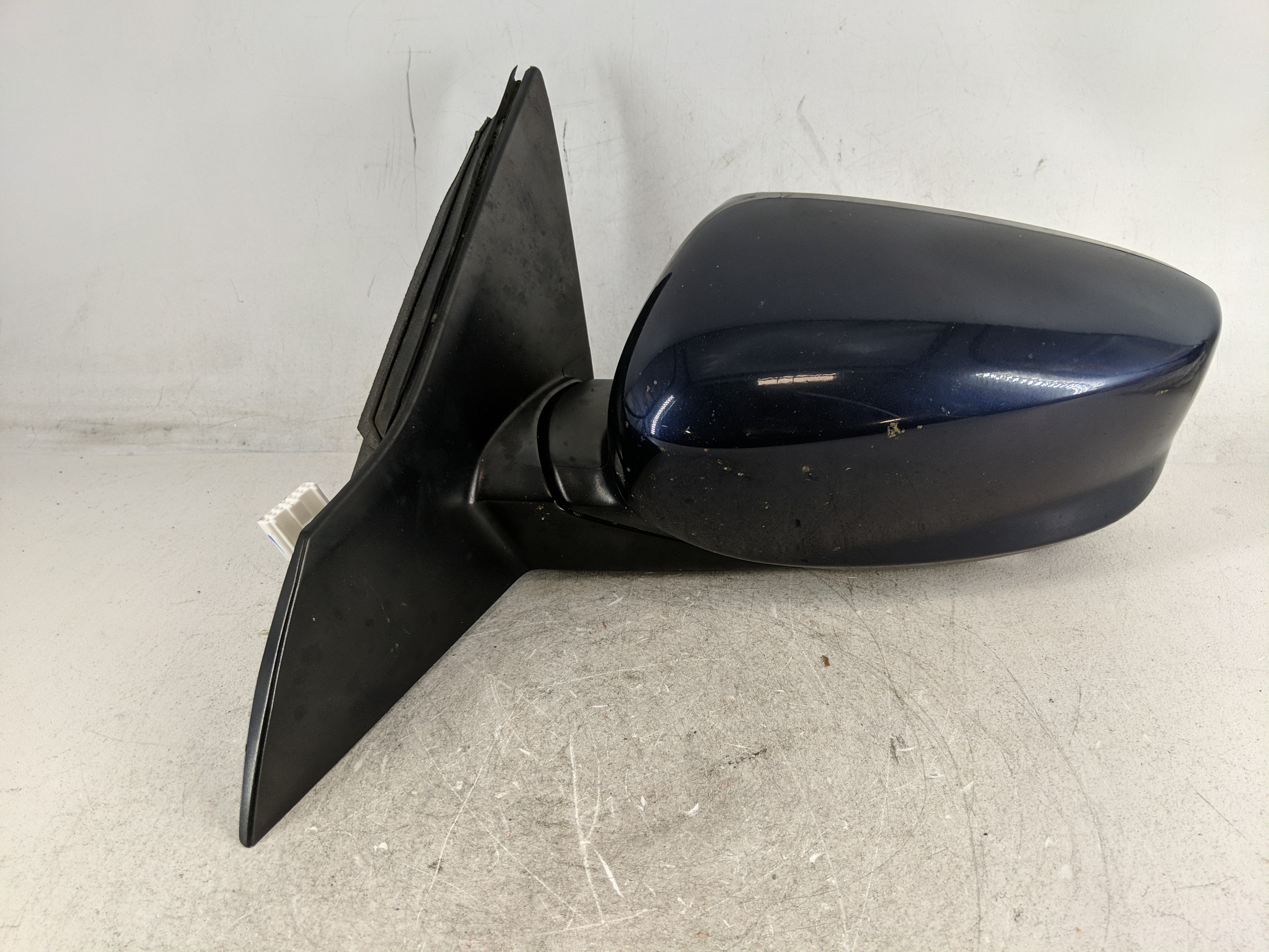 2013-2017 Honda Accord Driver Left Side View Power Door Mirror Blue 1211641 - Oemusedautoparts1.com