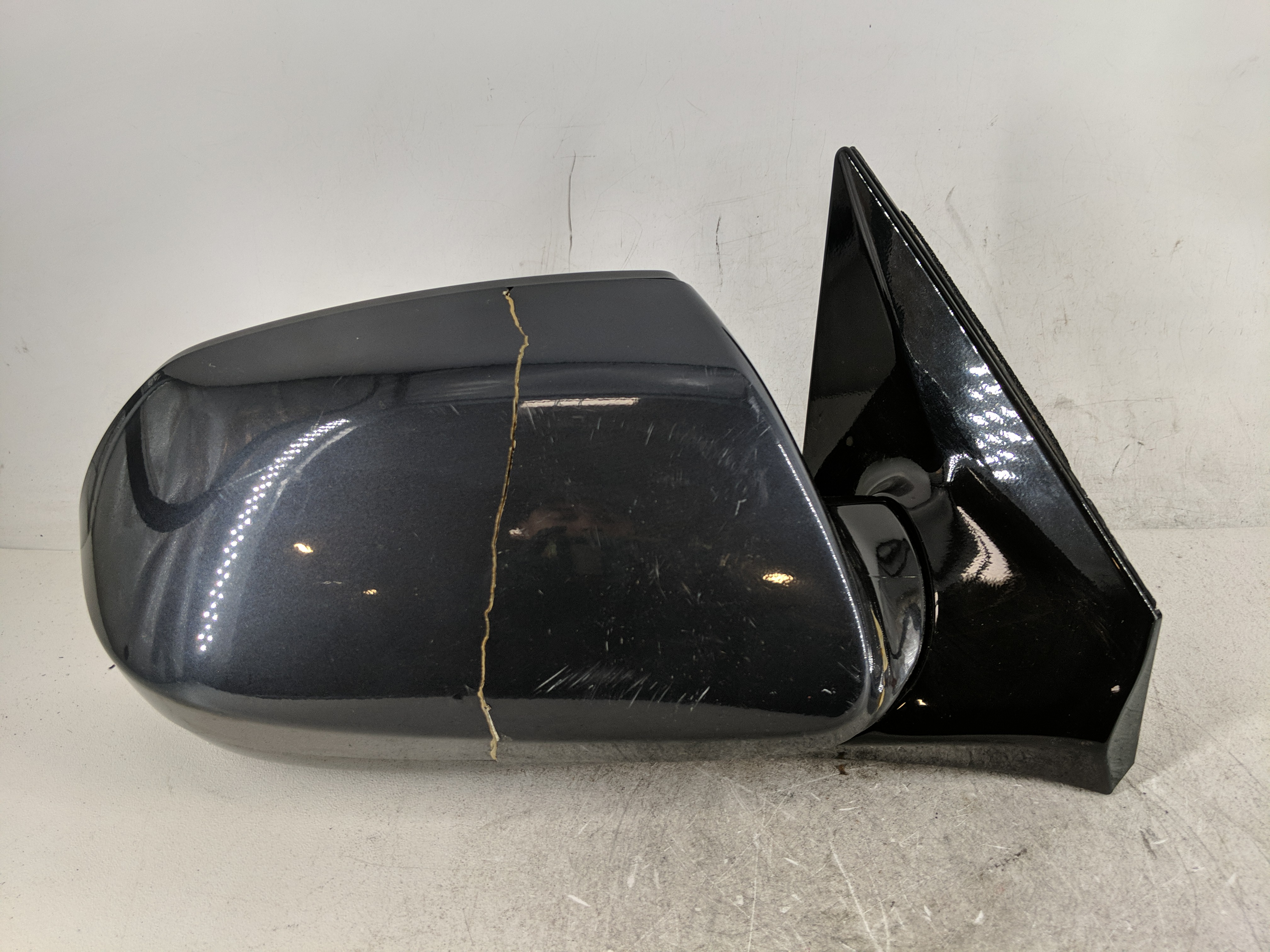 2017-2018 Hyundai Santa Fe Passenger Right Side View Power Door Mirror 1211645 - Oemusedautoparts1.com