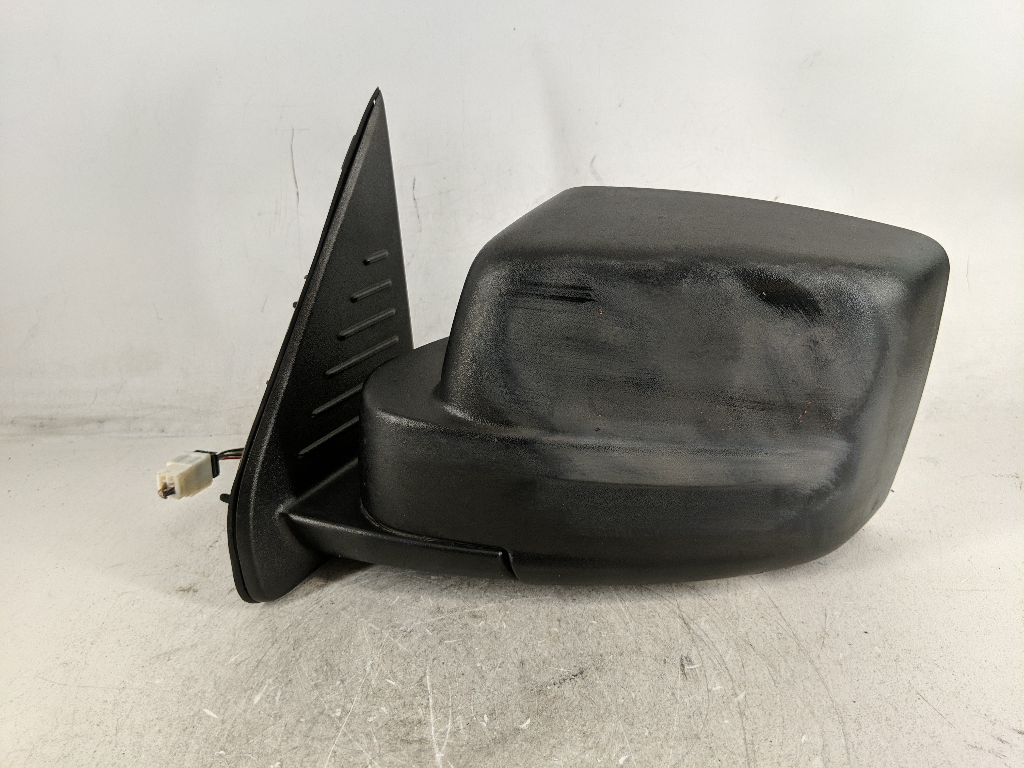 2008-2012 Jeep Liberty Driver Left Side View Power Door Mirror Black 1211647 - Oemusedautoparts1.com