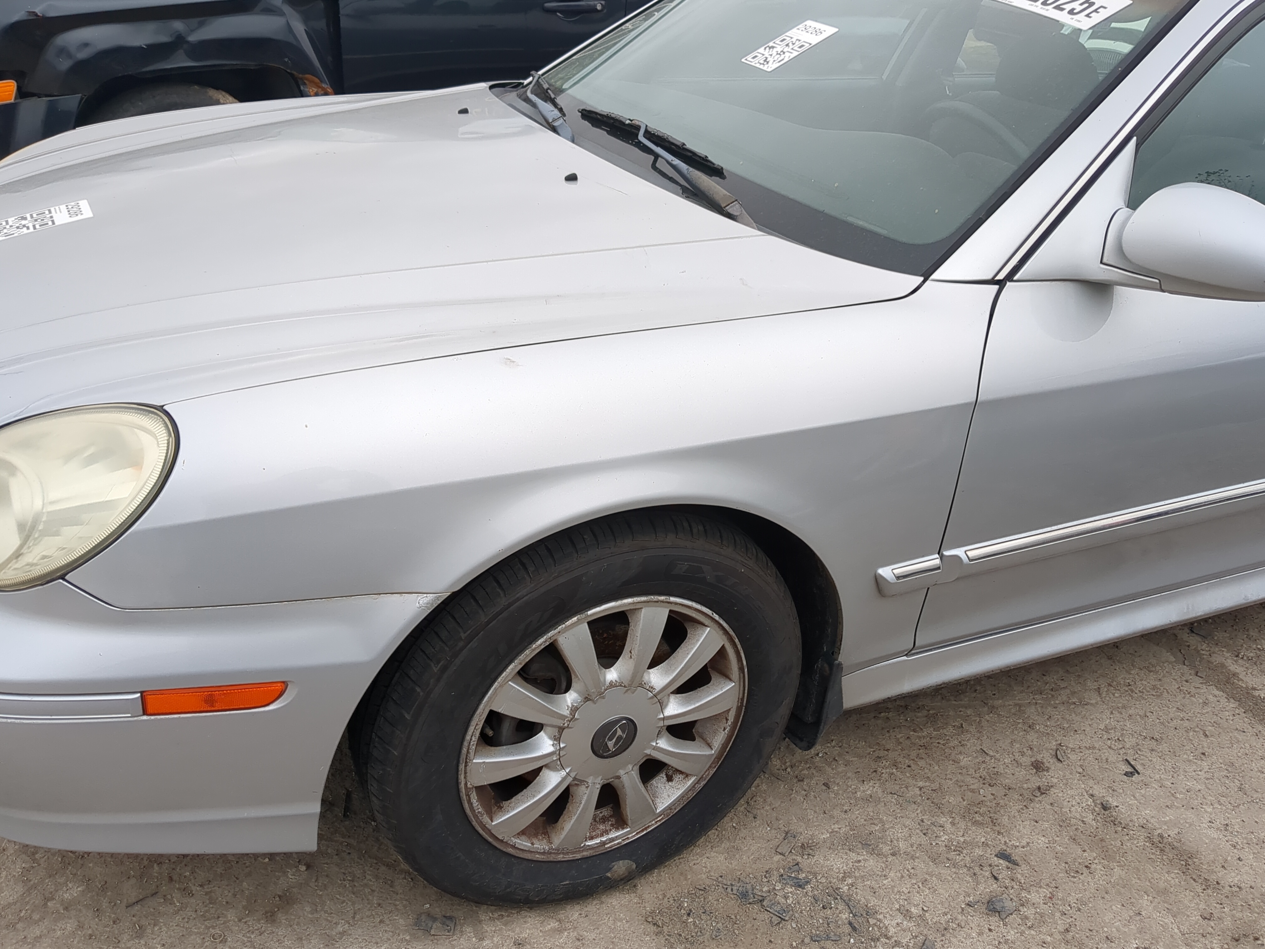 2002-2005 Hyundai Sonata Driver Fender 1211878 - Oemusedautoparts1.com