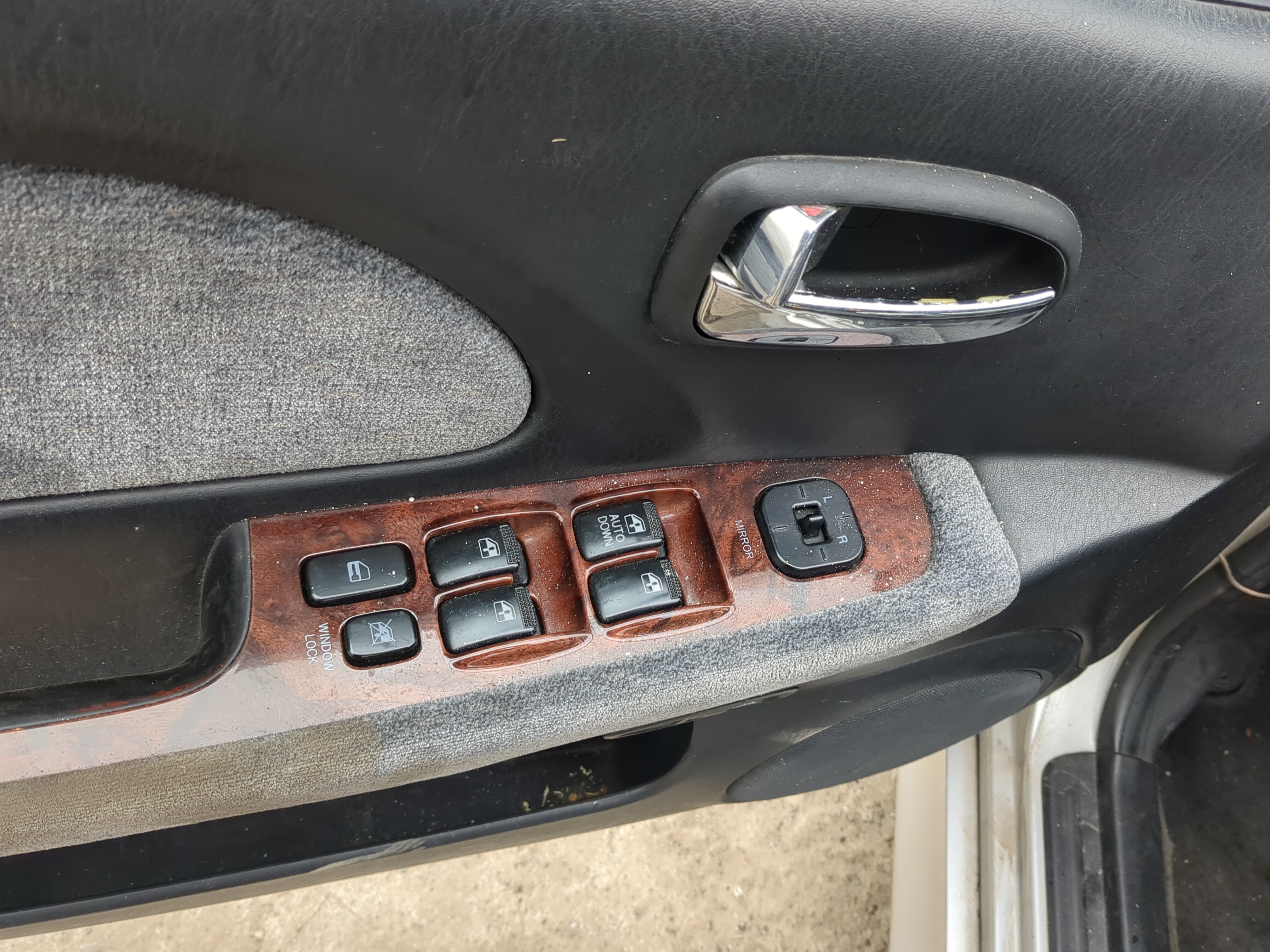 2002-2005 Hyundai Sonata Driver Left Door Master Power Window Switch 1211882 - Oemusedautoparts1.com