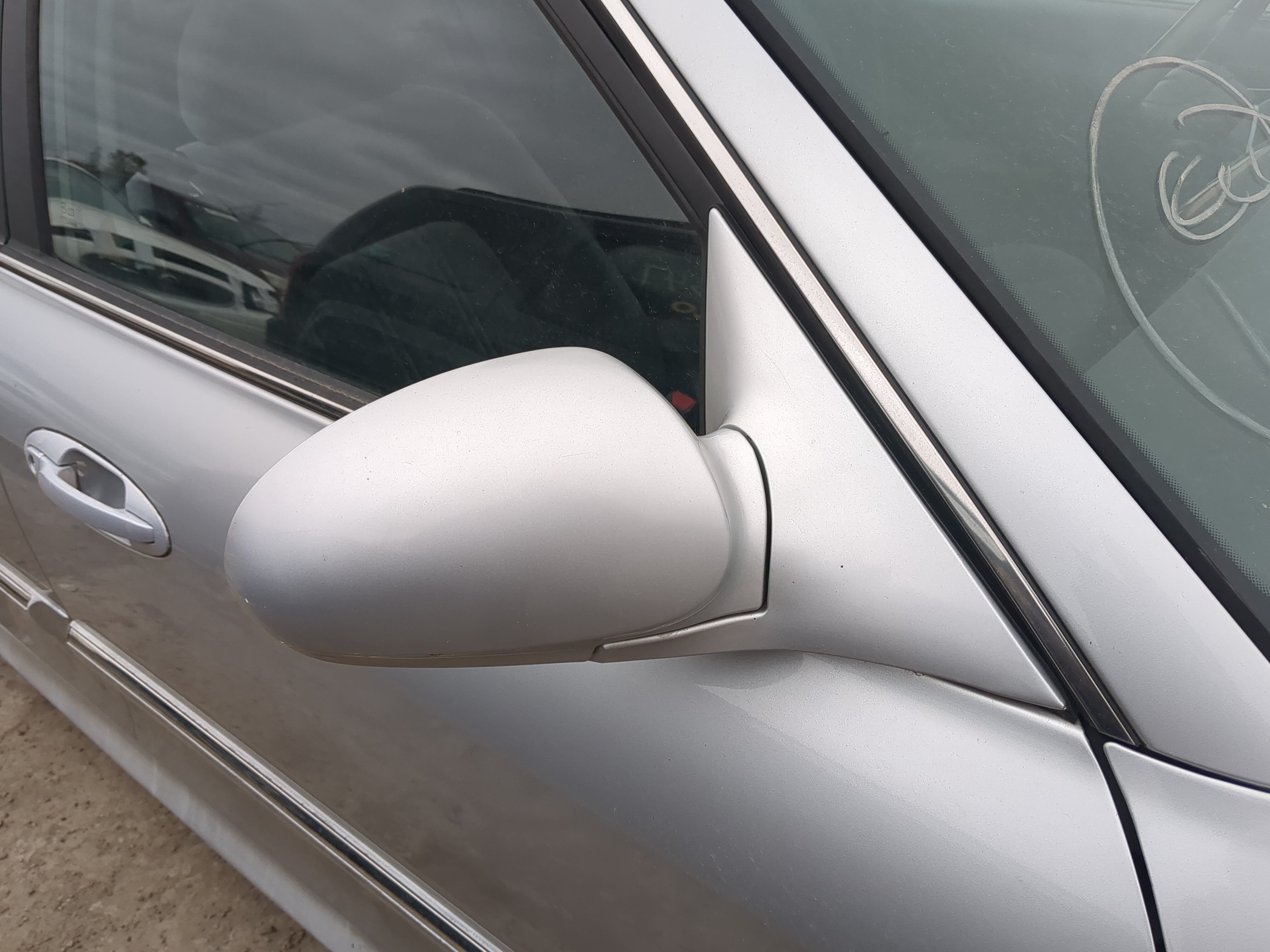 1999-2005 Hyundai Sonata Passenger Right Side View Power Door Mirror 1211919 - Oemusedautoparts1.com