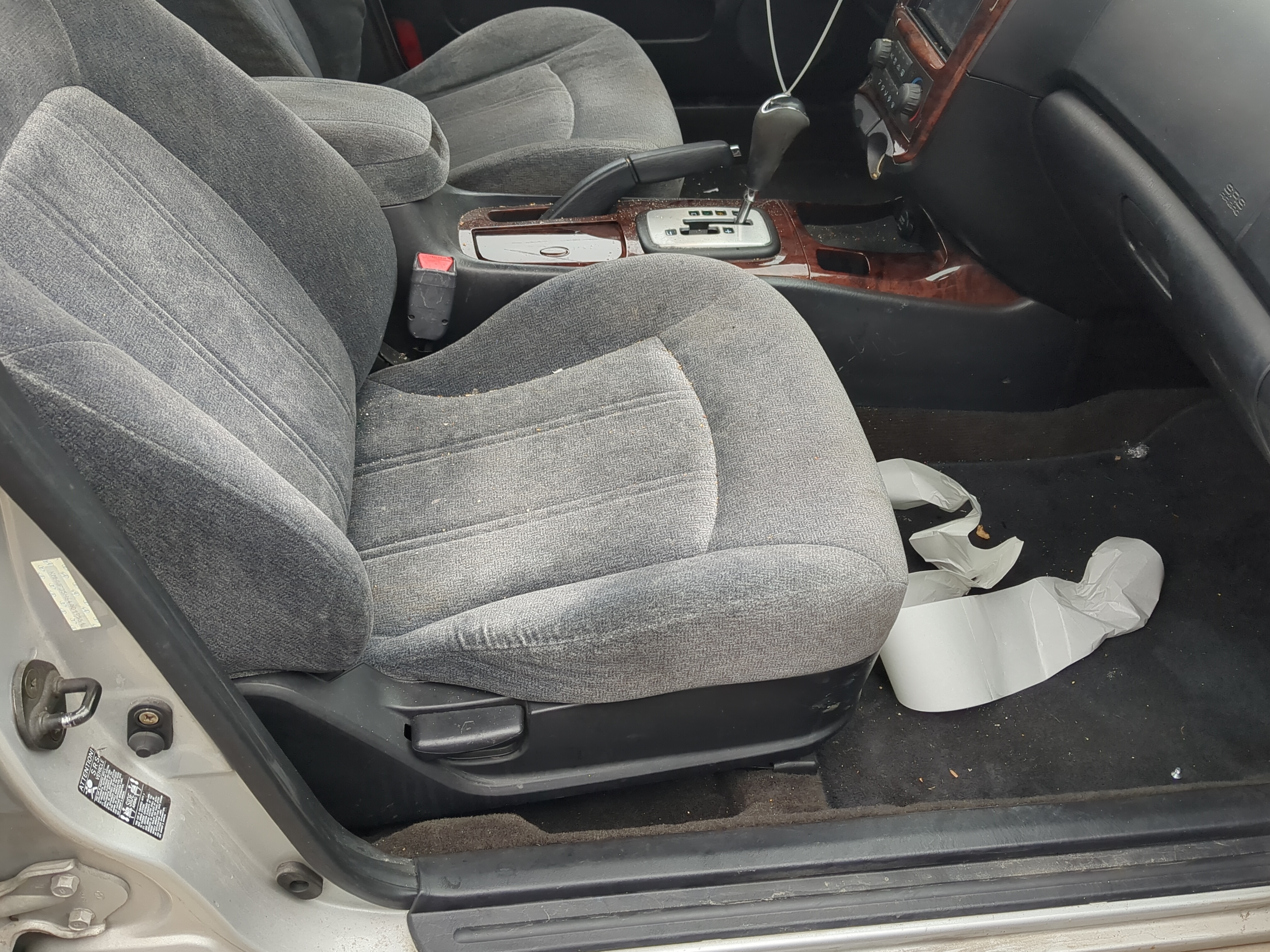2002-2005 Hyundai Sonata Passenger Front Seat Oem 1211986 - Oemusedautoparts1.com