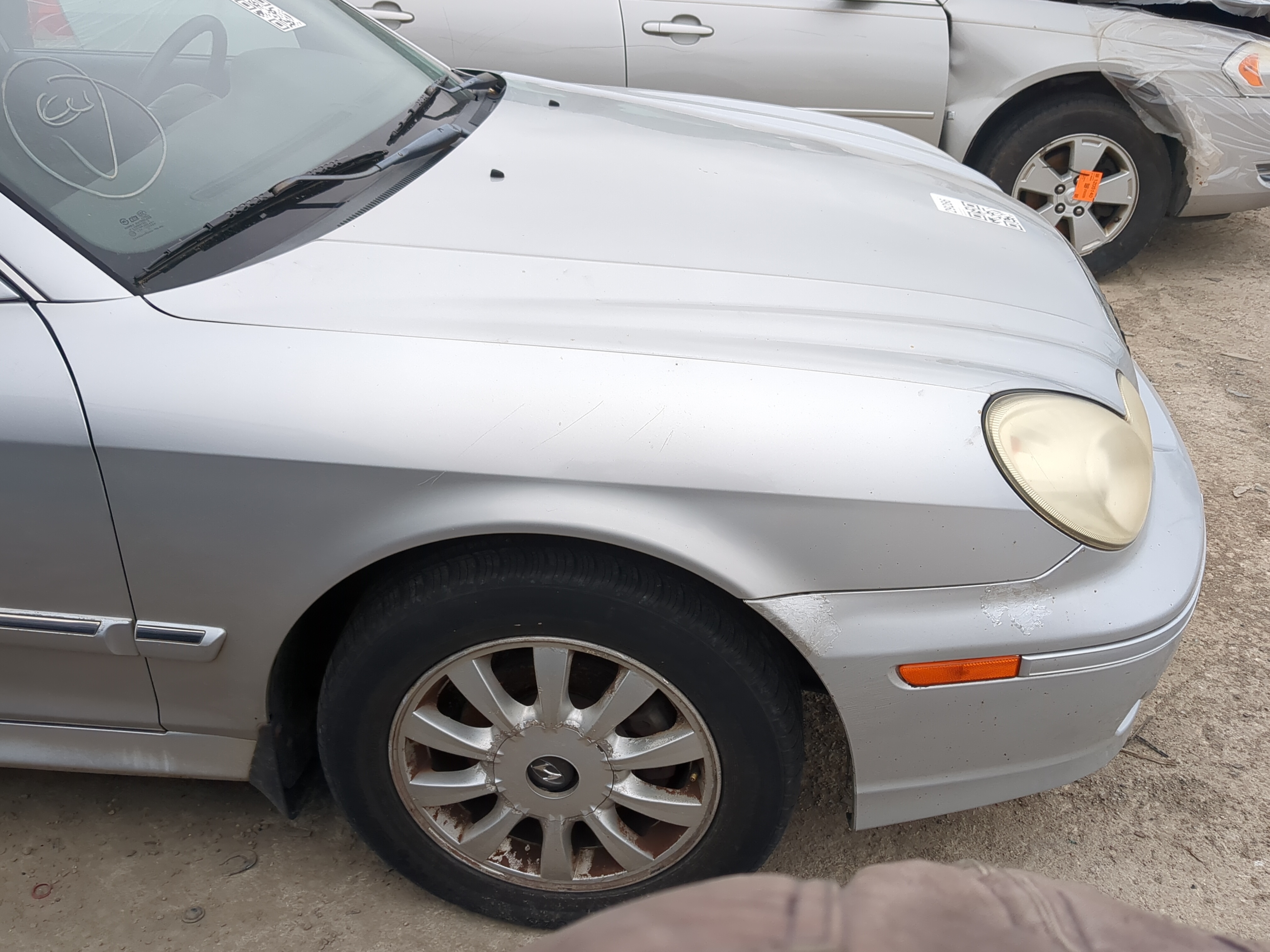 2002-2005 Hyundai Sonata Passenger Fender 1212020 - Oemusedautoparts1.com