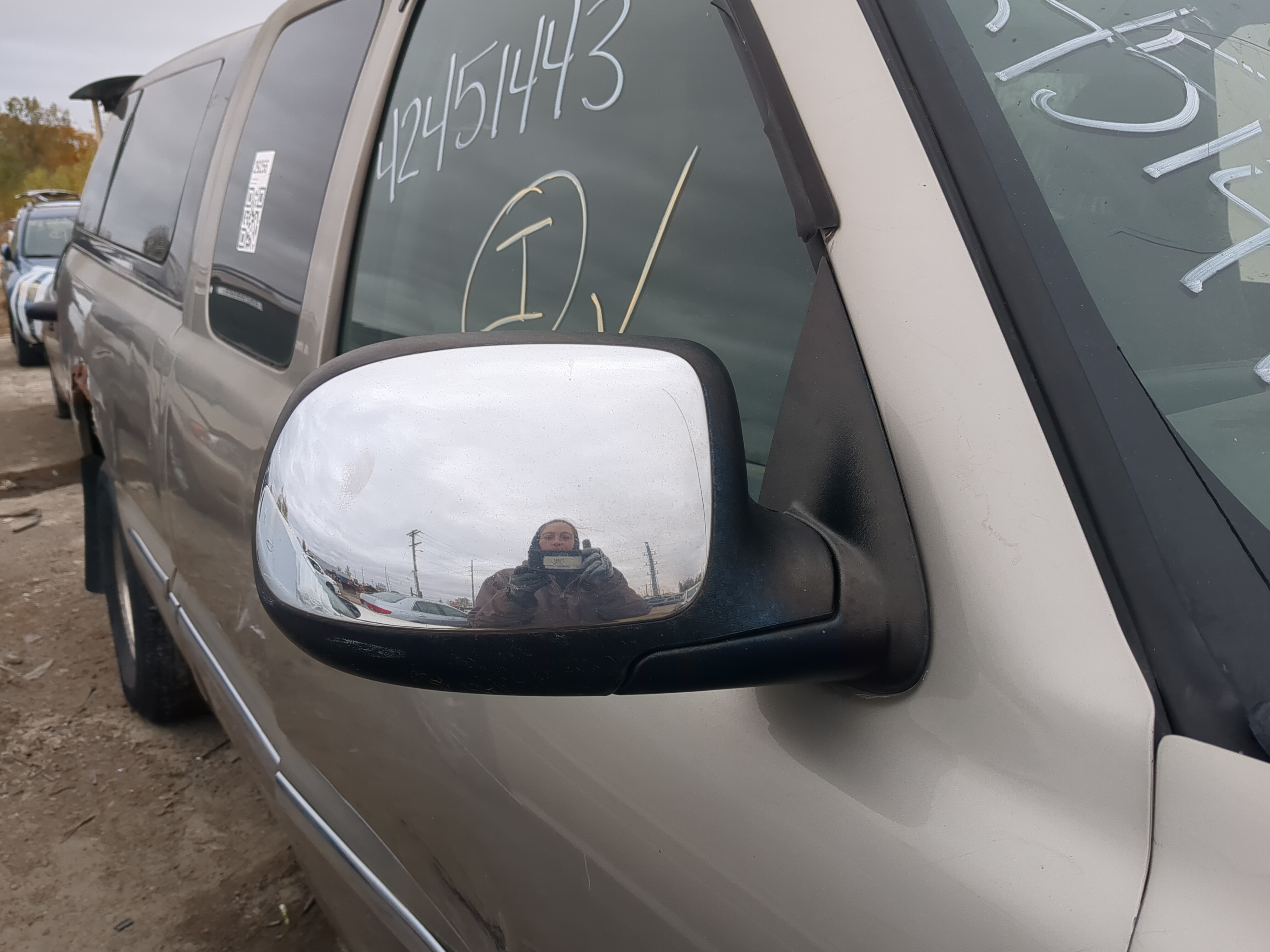 1999-2002 Gmc Sierra 1500 Passenger Right Side View Power Door Mirror 1212097 - Oemusedautoparts1.com