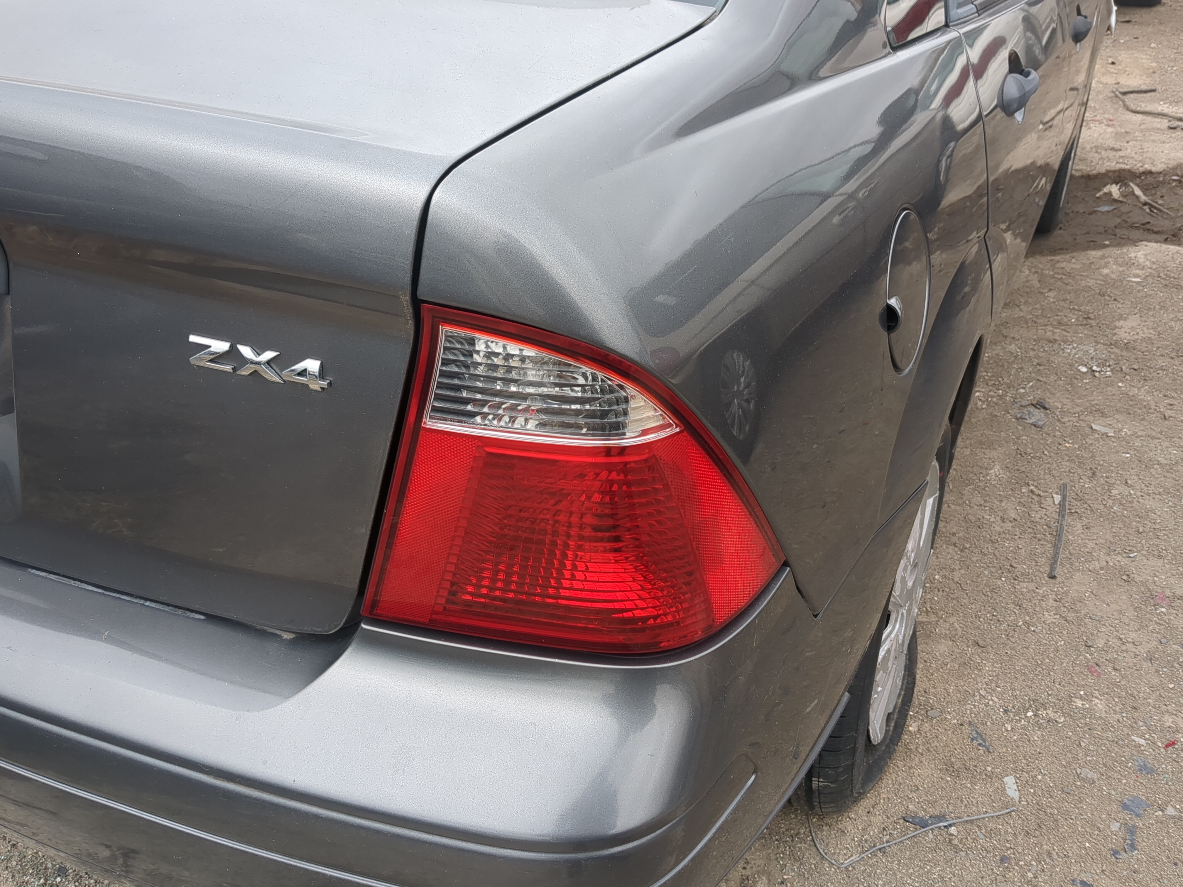 2005-2007 Ford Focus Passenger Right Side Tail Light Taillight Oem 1212156 - Oemusedautoparts1.com