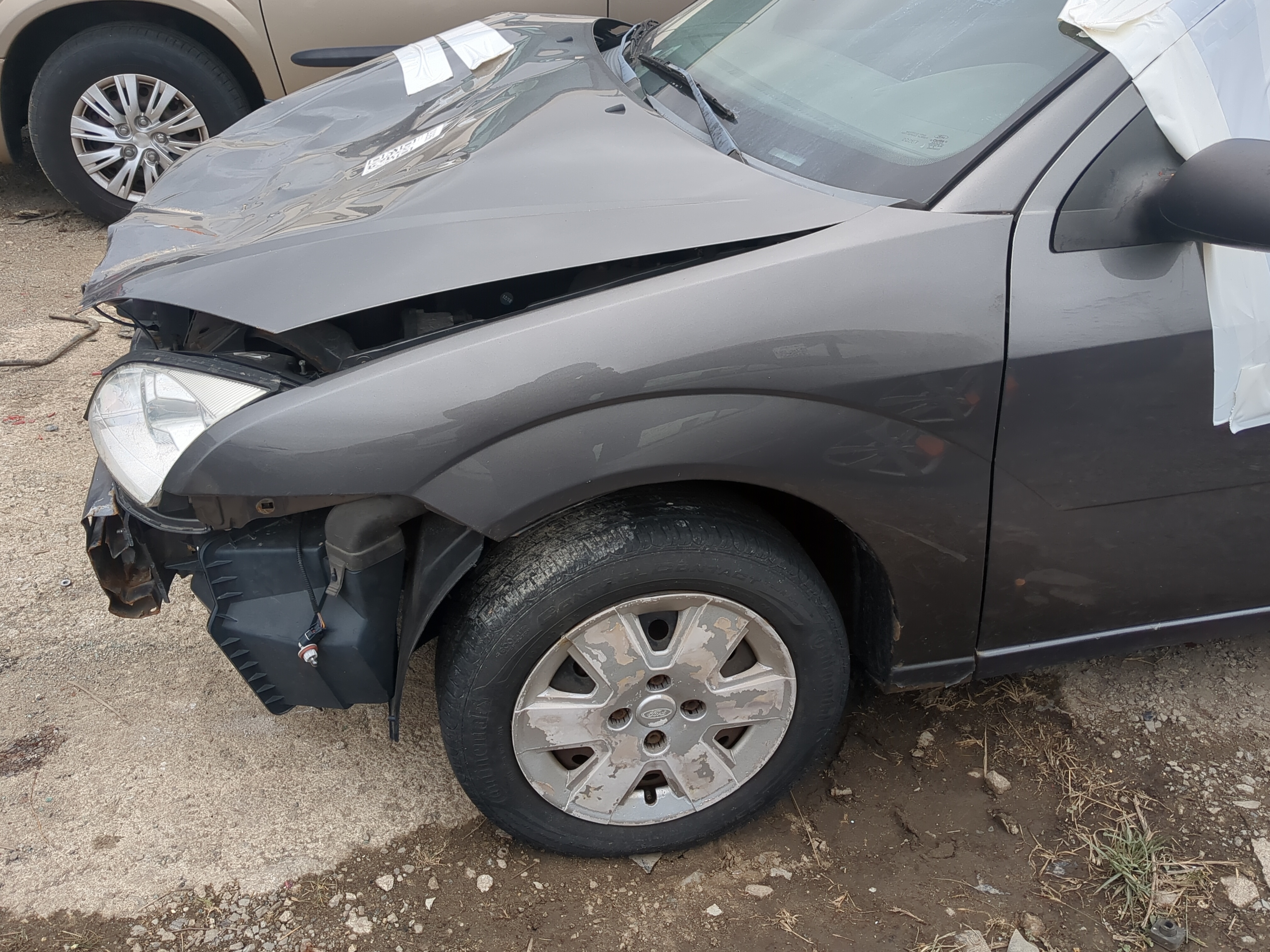 2005-2007 Ford Focus Driver Fender 1212192 - Oemusedautoparts1.com