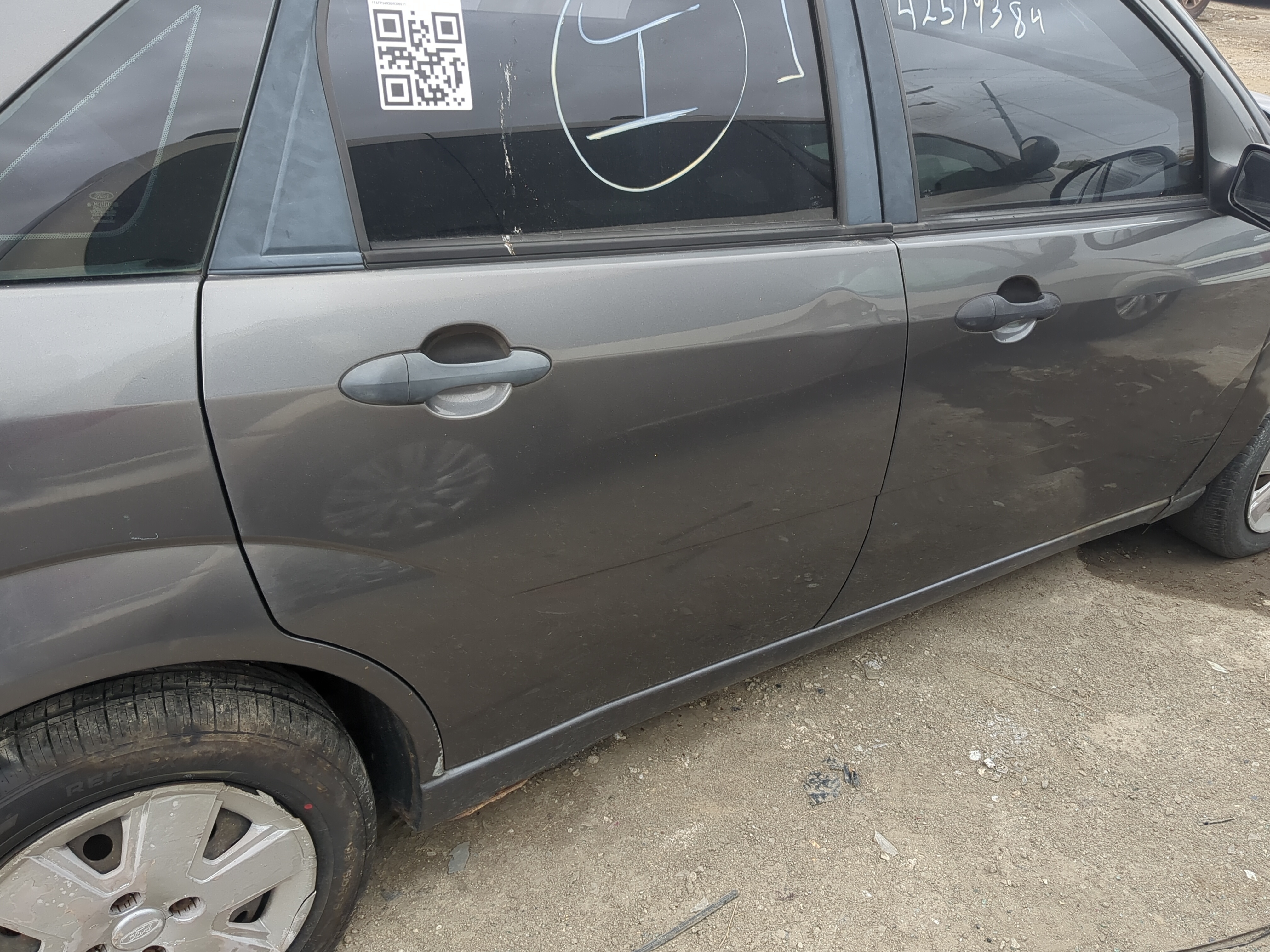 2001-2007 Ford Focus Passenger Rear Door Oem 1212209 - Oemusedautoparts1.com