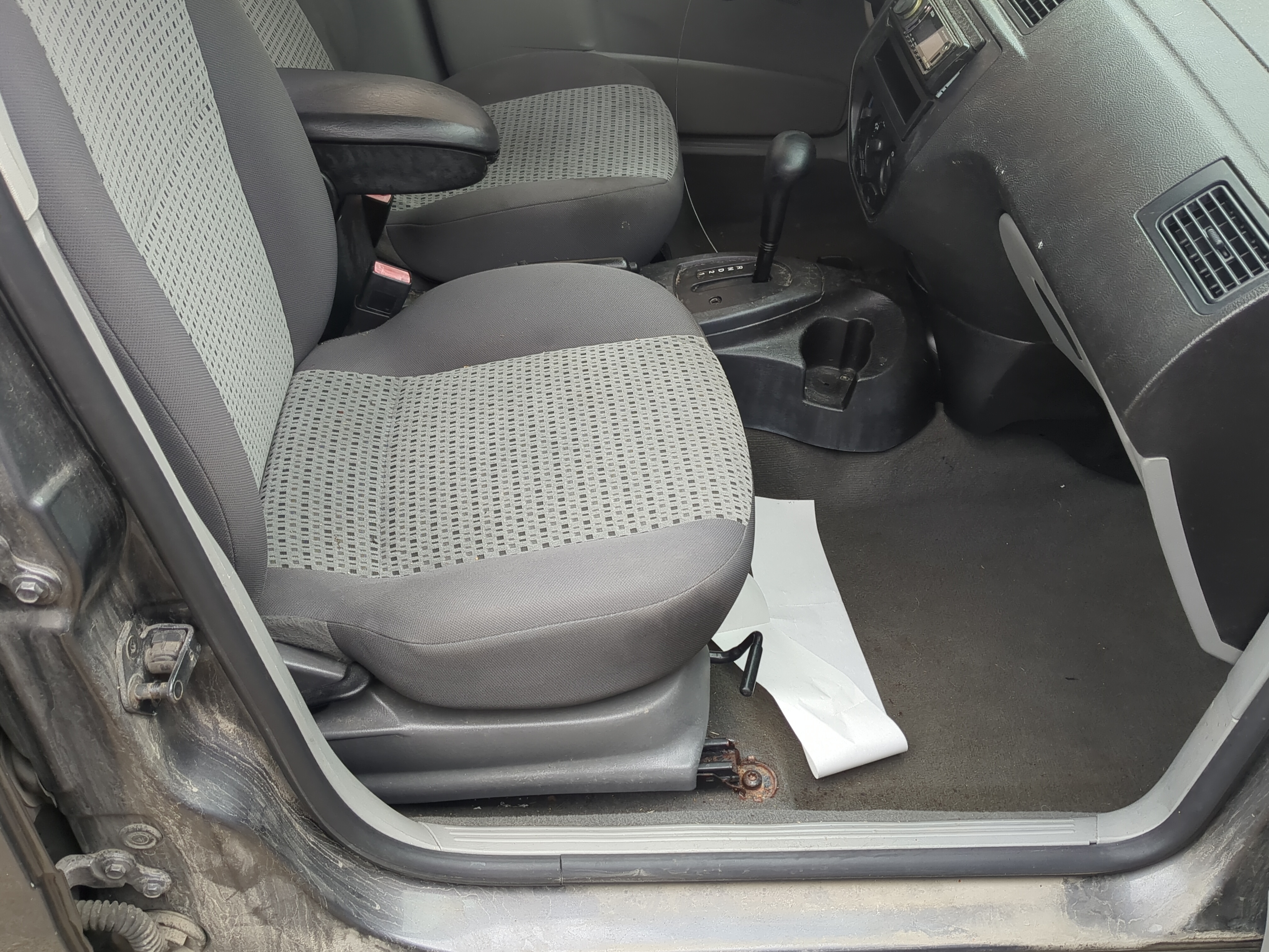 2006-2007 Ford Focus Passenger Front Seat Oem 1212249 - Oemusedautoparts1.com