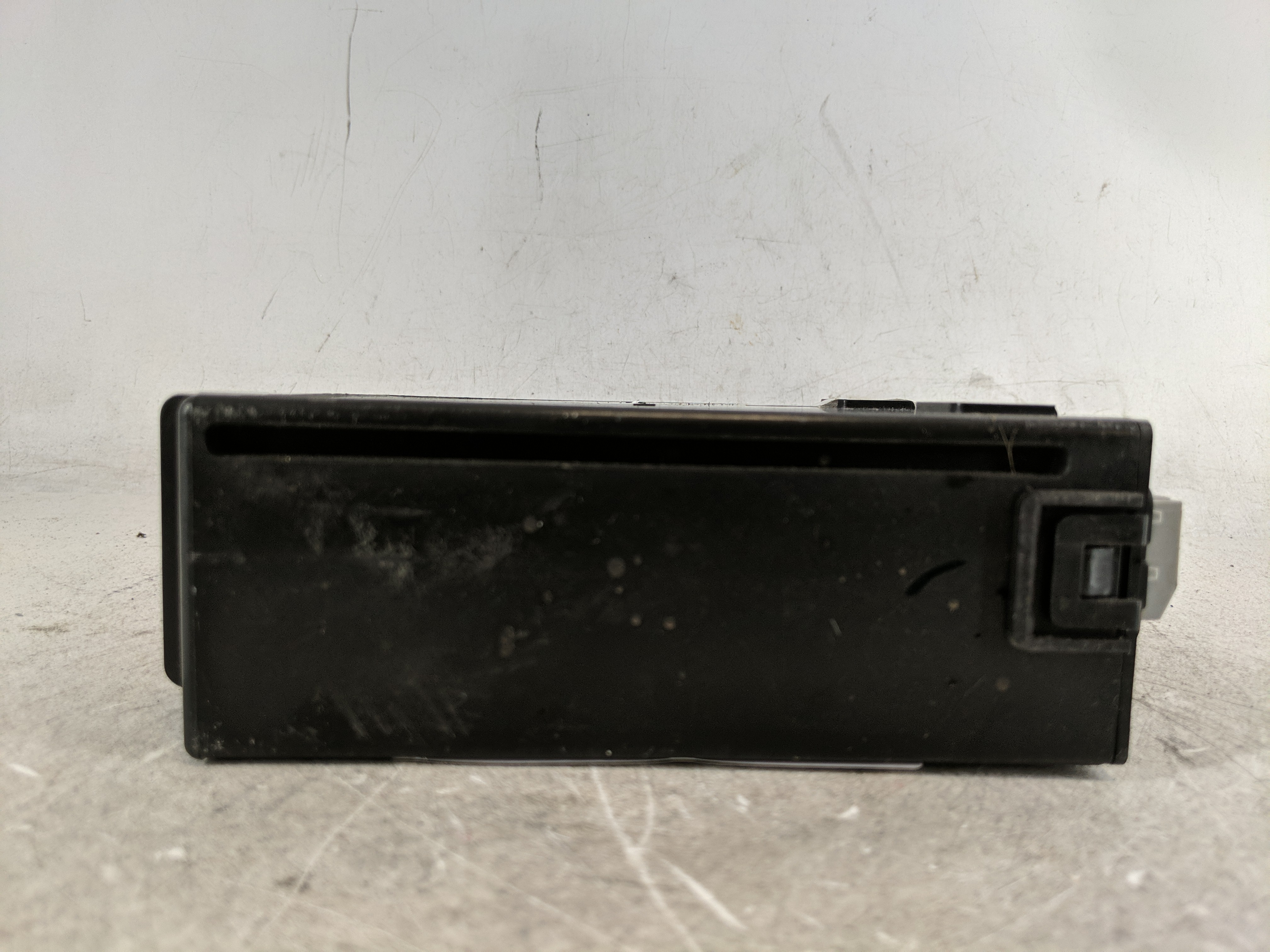 2016-2016 Chevrolet Colorado Am Fm Cd Player Radio Receiver 1212518 - Oemusedautoparts1.com