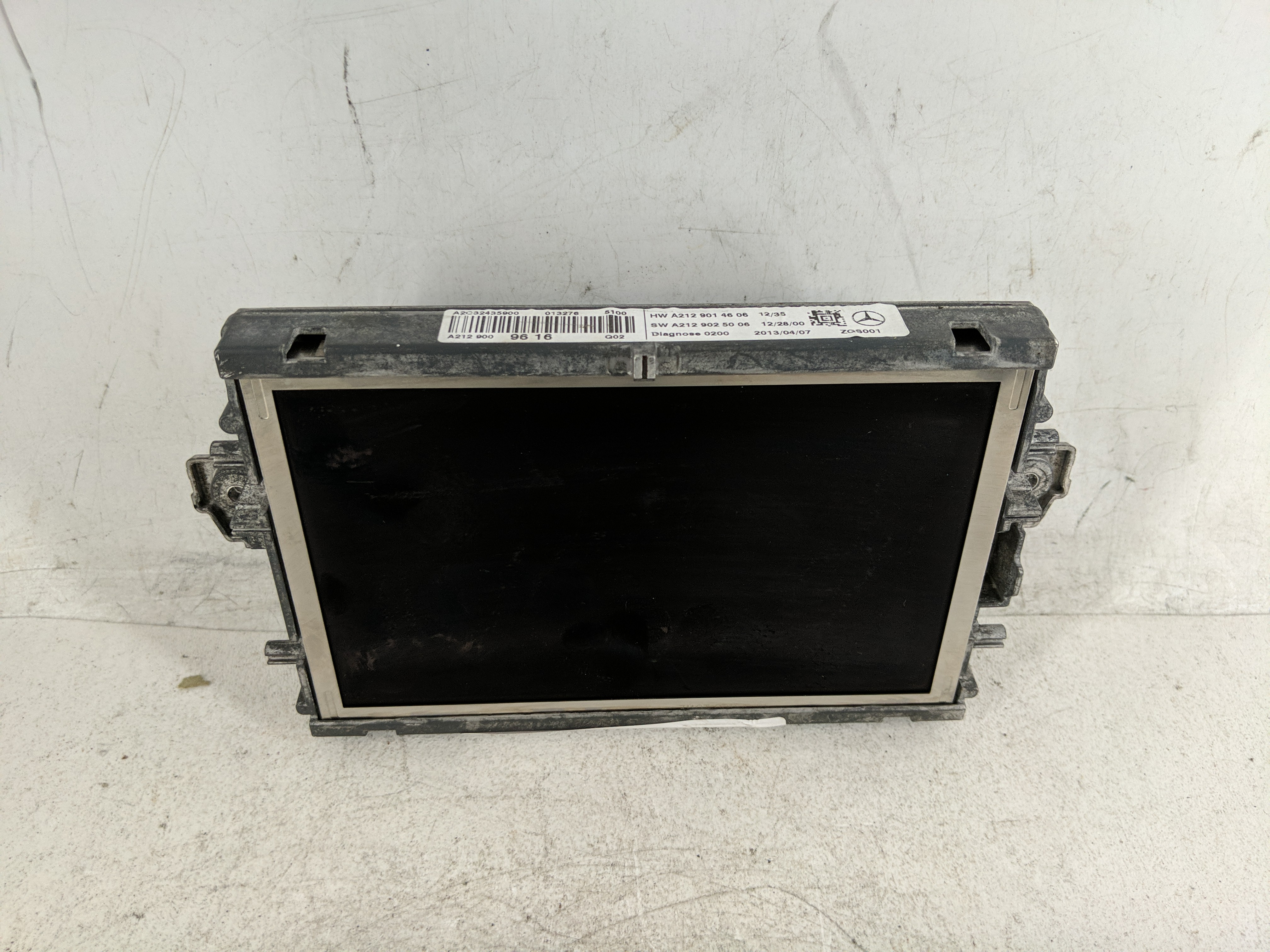 2014-2015 Mercedes-benz E350 Information Display Screen 1212519 - Oemusedautoparts1.com