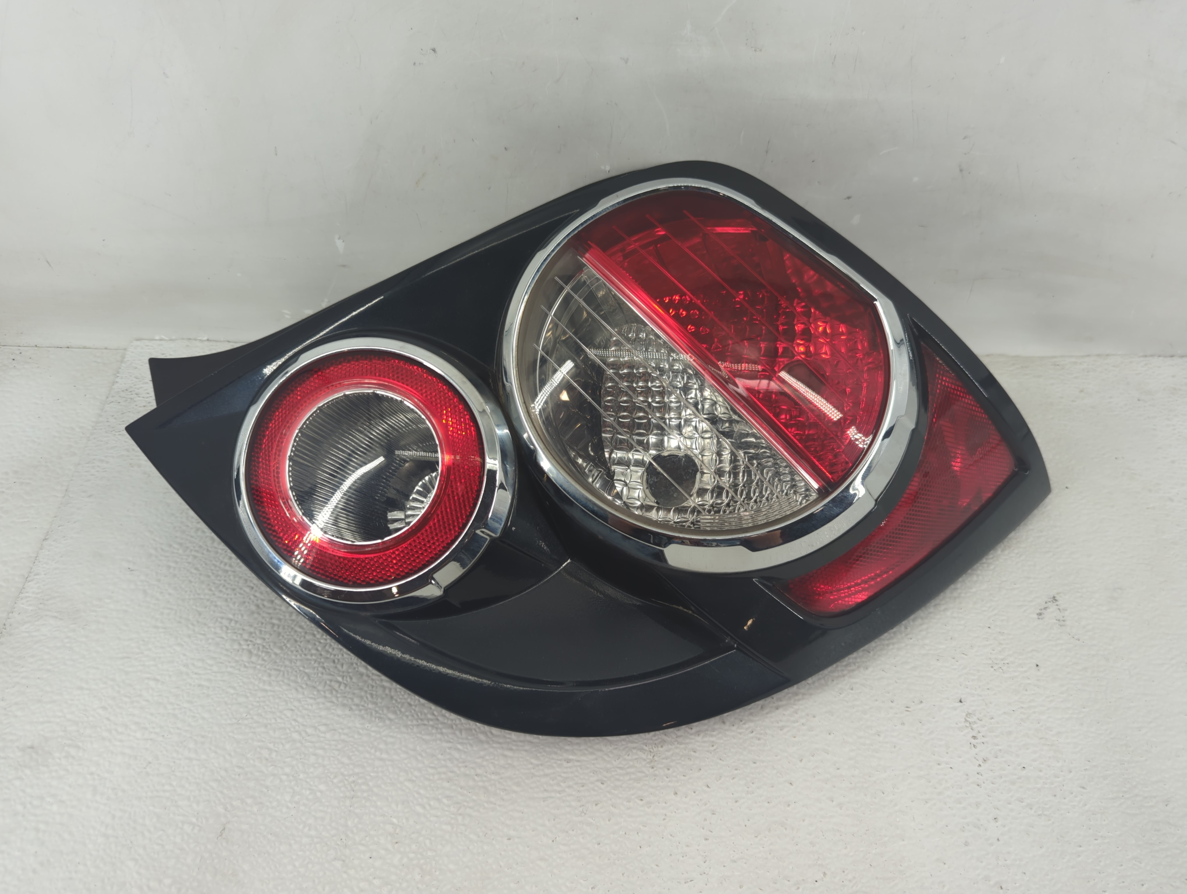 2012-2016 Chevrolet Sonic Passenger Right Side Tail Light Taillight Oem 1212537 - Oemusedautoparts1.com