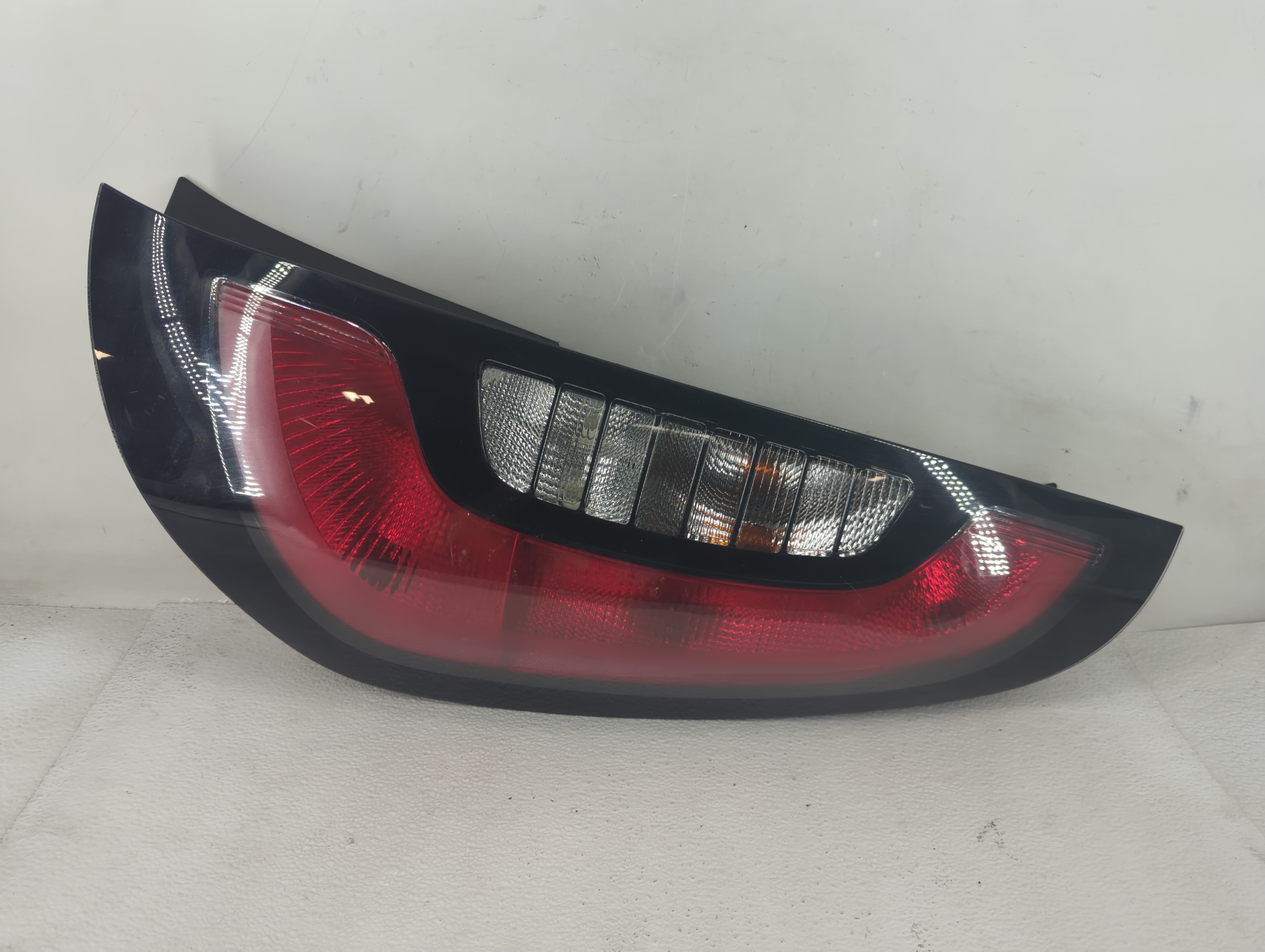 2014-2019 Kia Soul Passenger Right Side Tail Light Taillight Oem 1212540 - Oemusedautoparts1.com