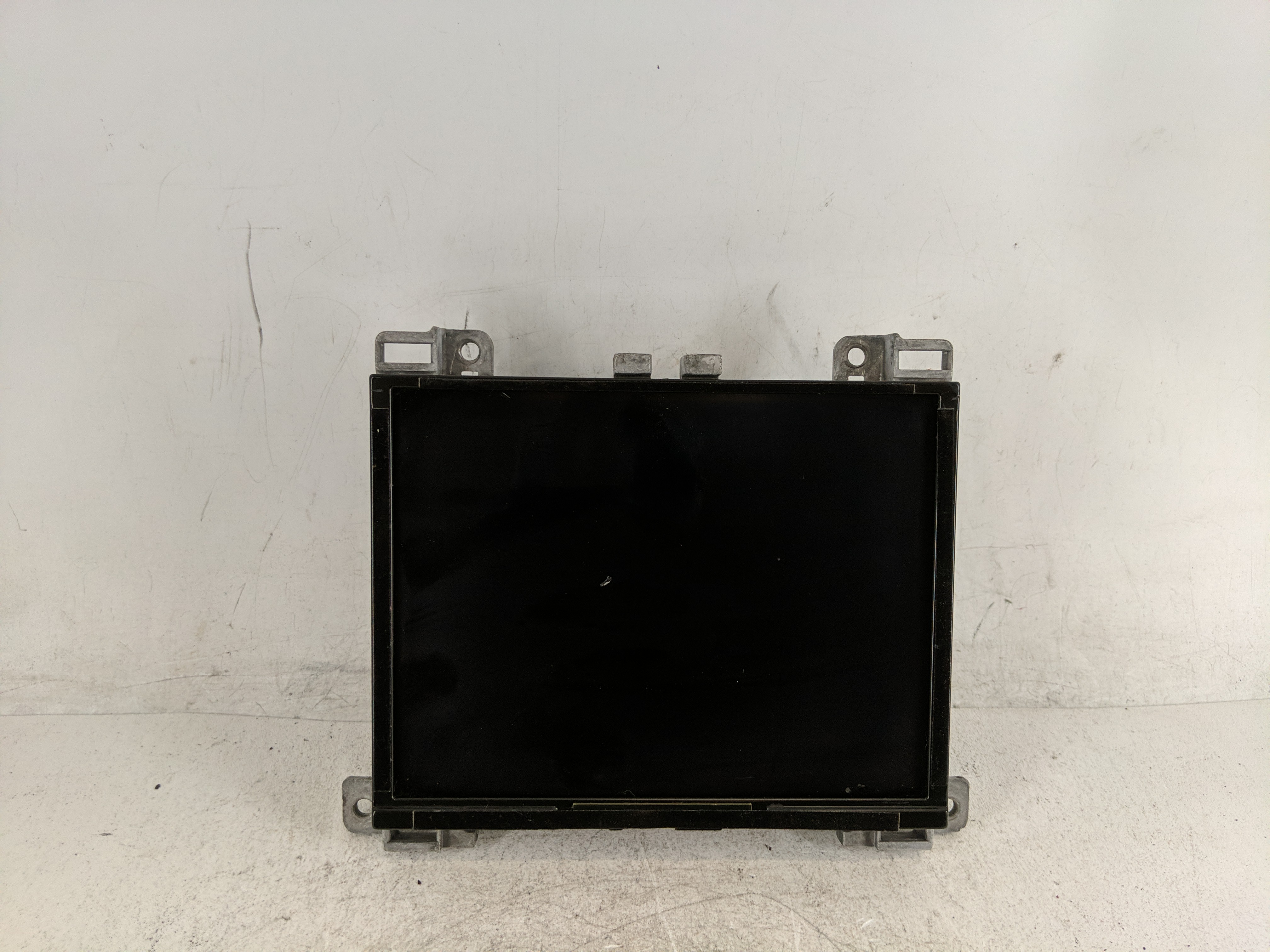 2020-2020 Dodge Charger Am Fm Cd Player Radio Receiver 1212558 - Oemusedautoparts1.com