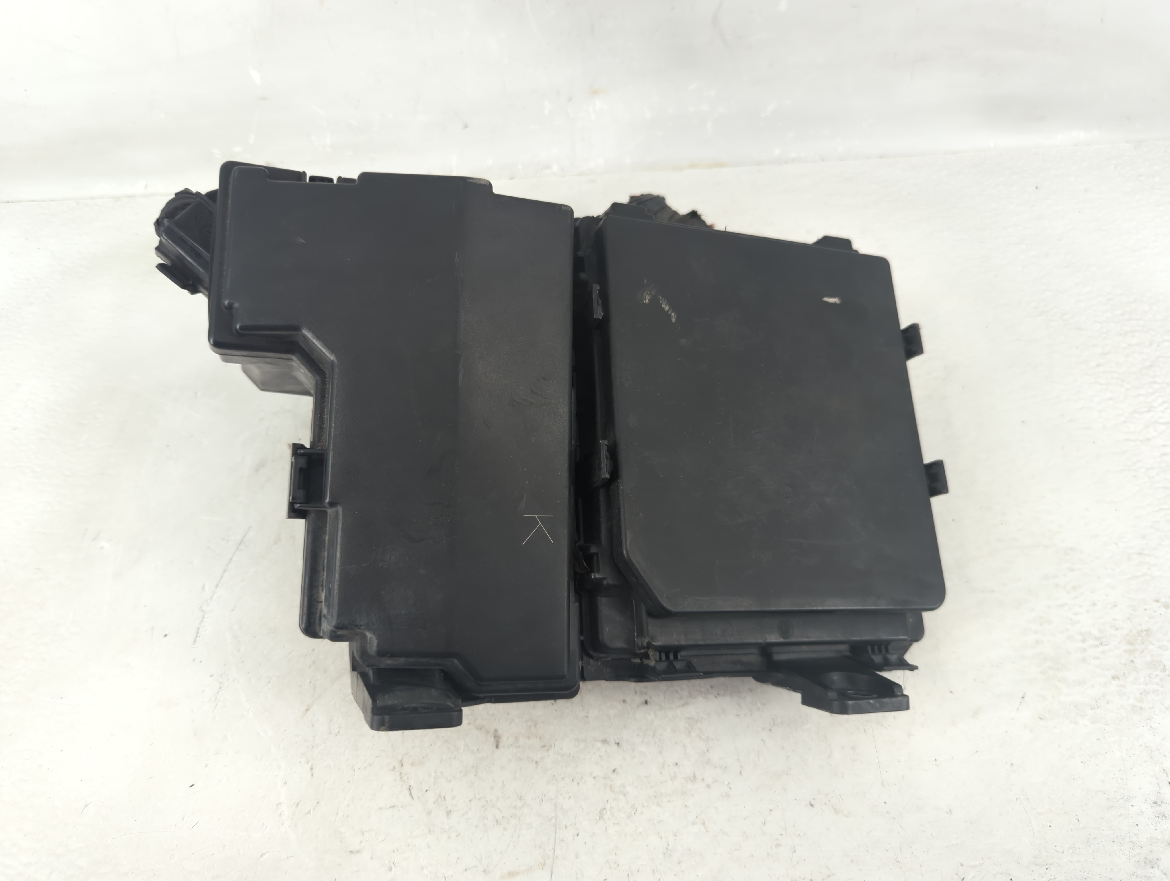 2008-2010 Nissan Rogue Fusebox Fuse Box Relay Module 1212596 - Oemusedautoparts1.com