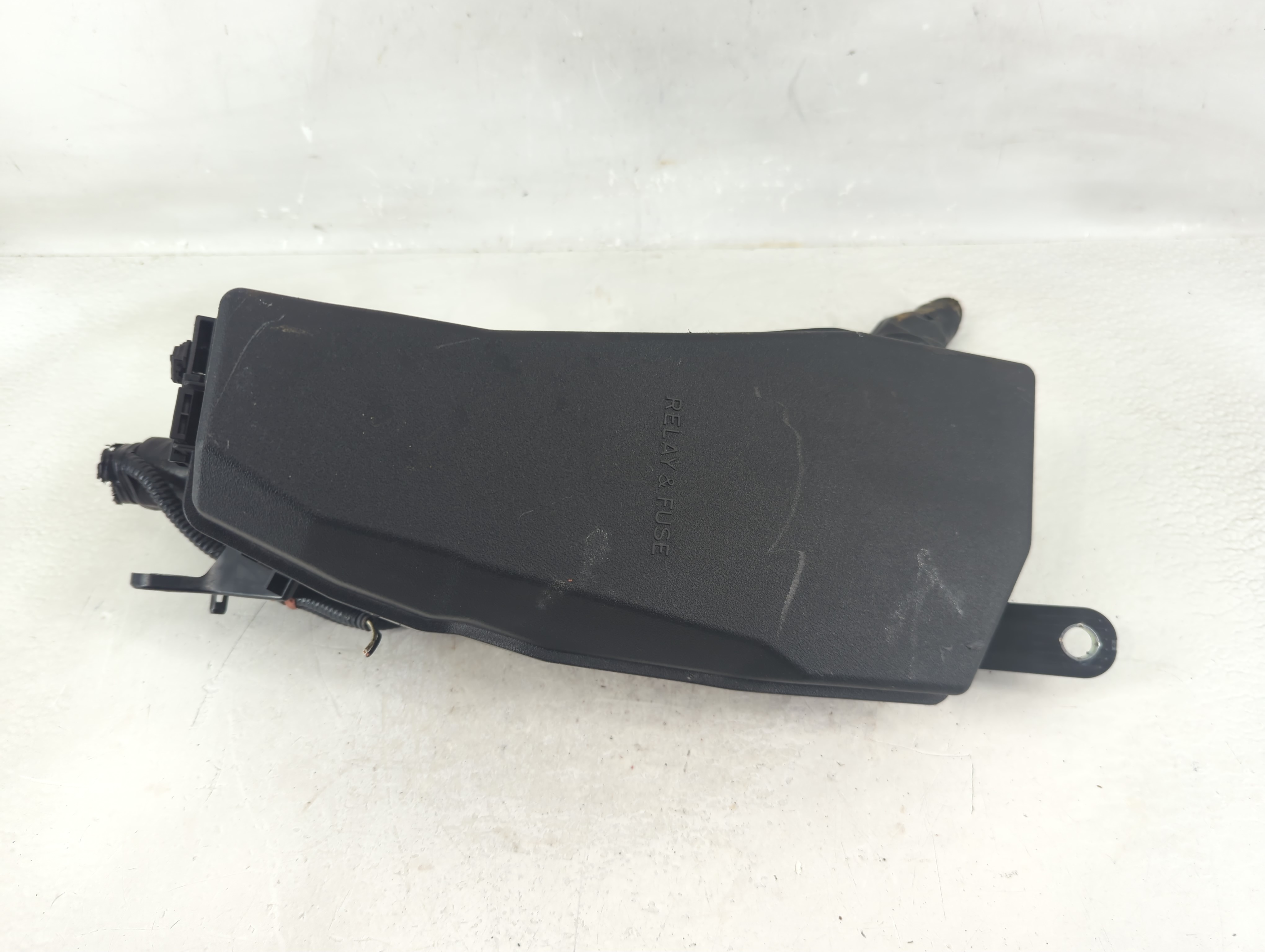 2018-2022 Toyota Camry Fusebox Fuse Box Relay Module 82620-33130 1212603 - Oemusedautoparts1.com