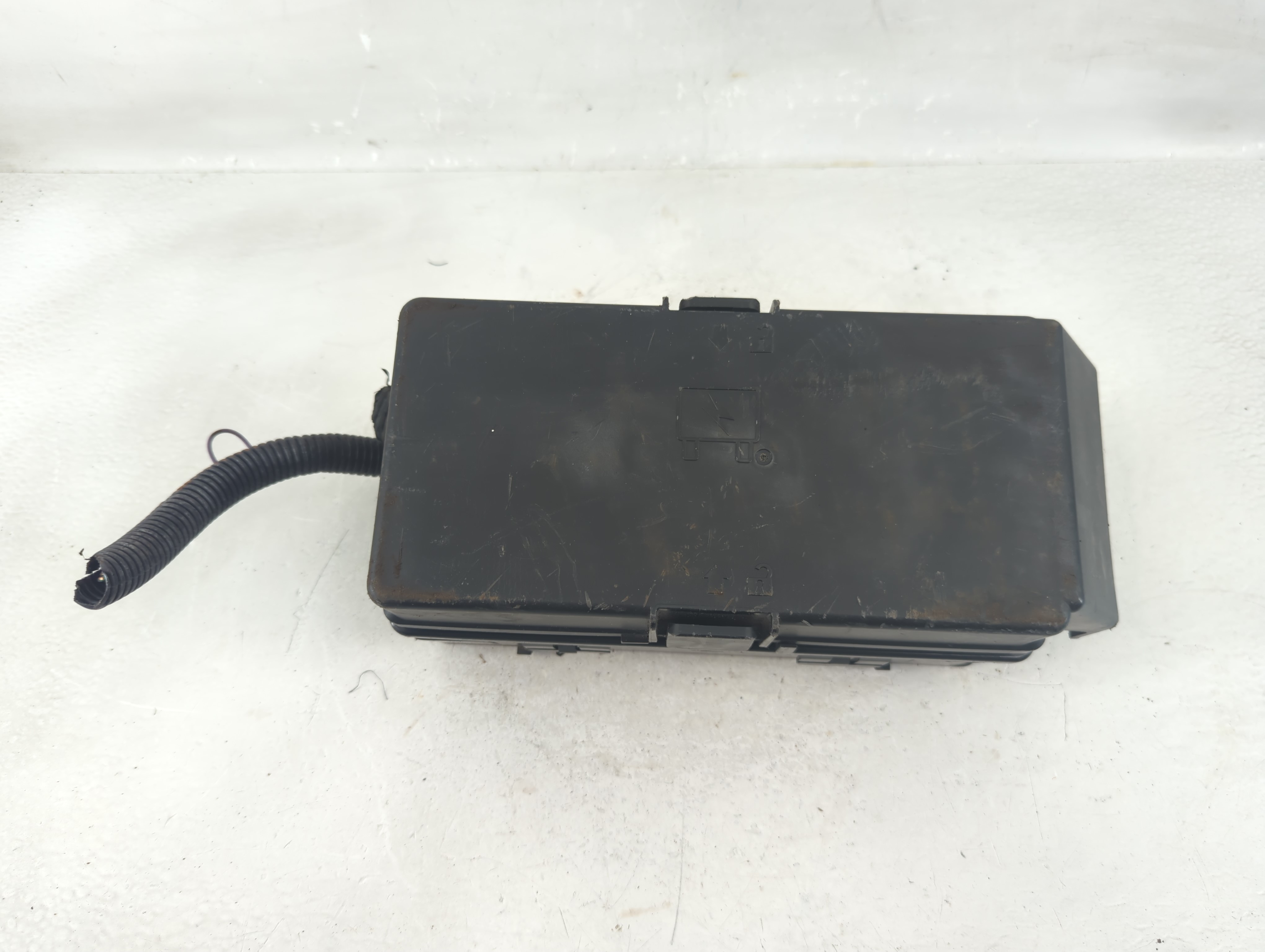 2009-2012 Chevrolet Malibu Fusebox Fuse Box Relay Module 13572723 1212630 - Oemusedautoparts1.com
