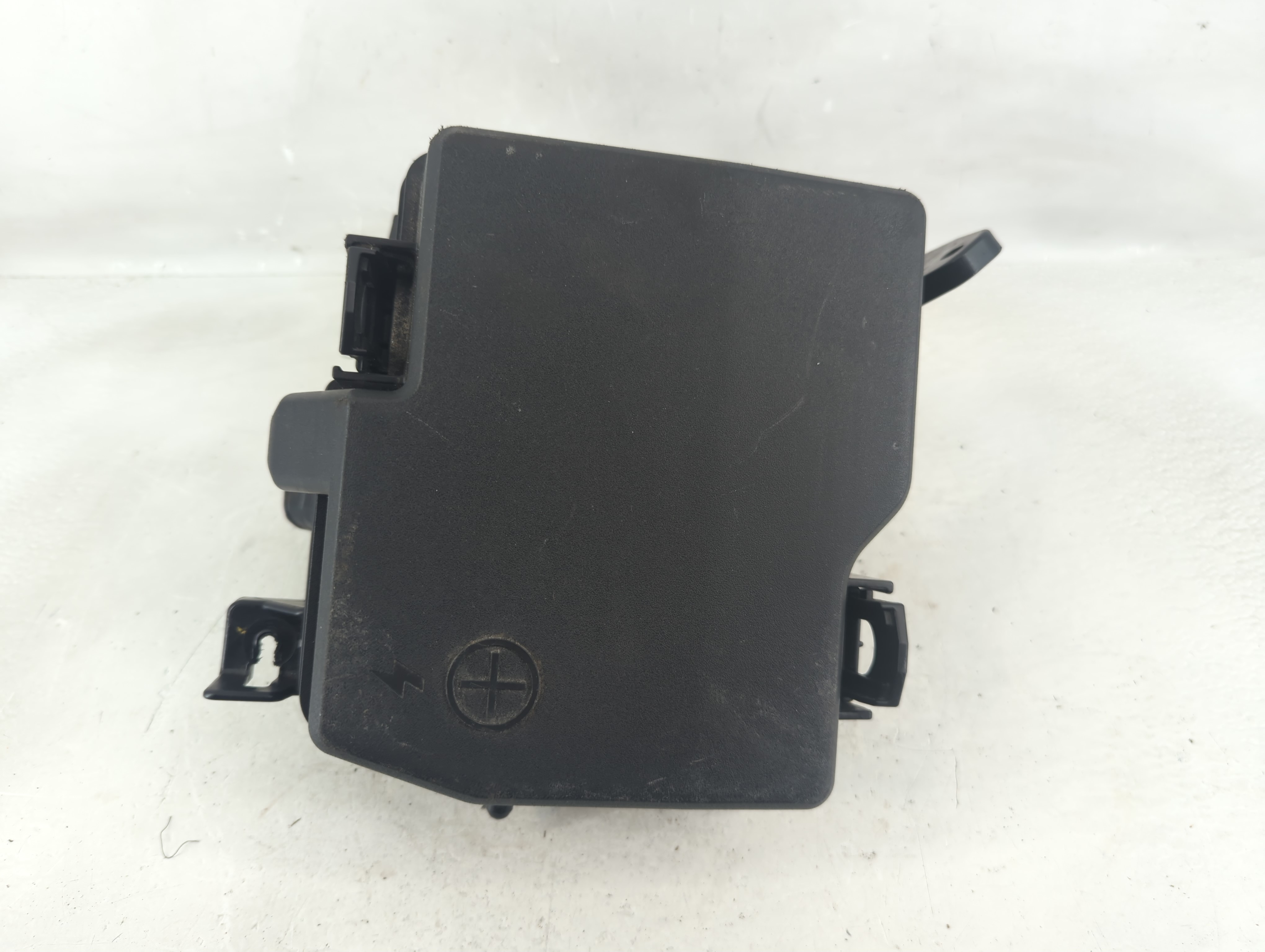 2022-2022 Hyundai Tucson Fusebox Fuse Box Relay Module 91956-cw010 1212689 - Oemusedautoparts1.com