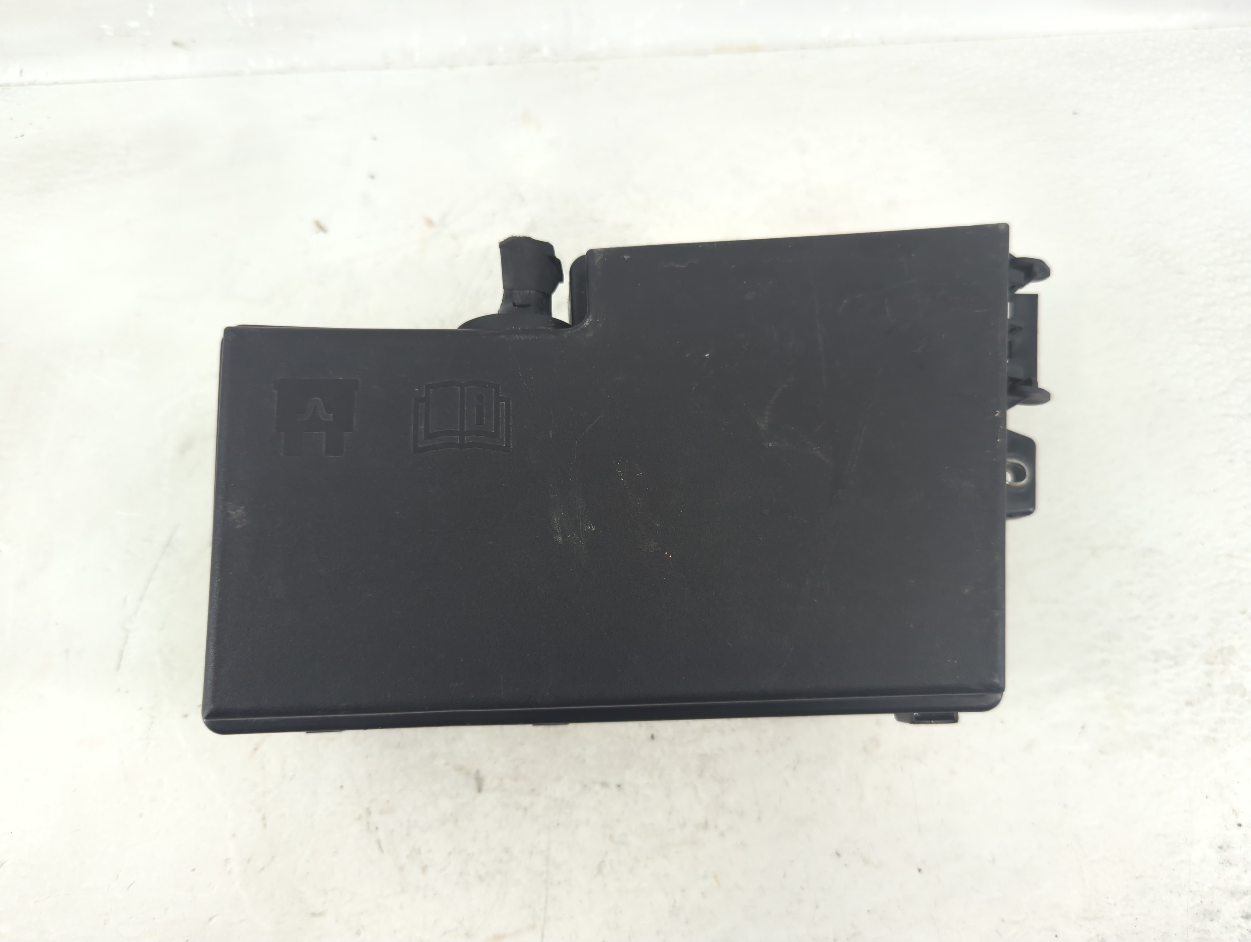 2012-2014 Ford Focus Fusebox Fuse Box Relay Module Av6t-14a076-ab 1212743 - Oemusedautoparts1.com