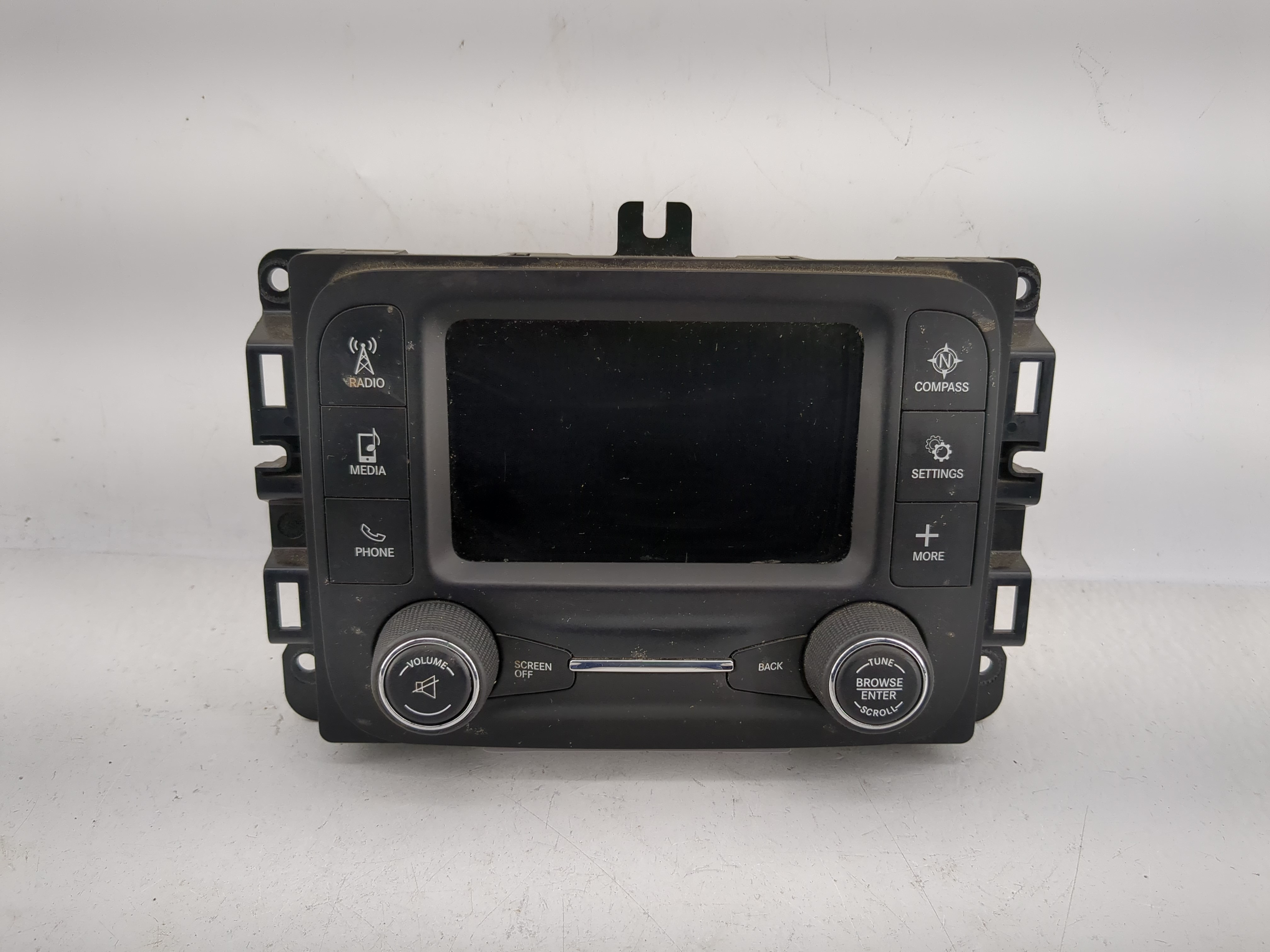 Dodge D250 Am Fm Cd Player Radio Receiver 1212769 - Oemusedautoparts1.com